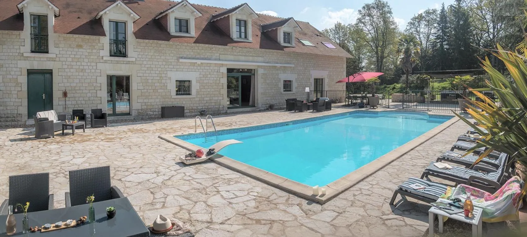 Property building in Les Aulnaies - B&B