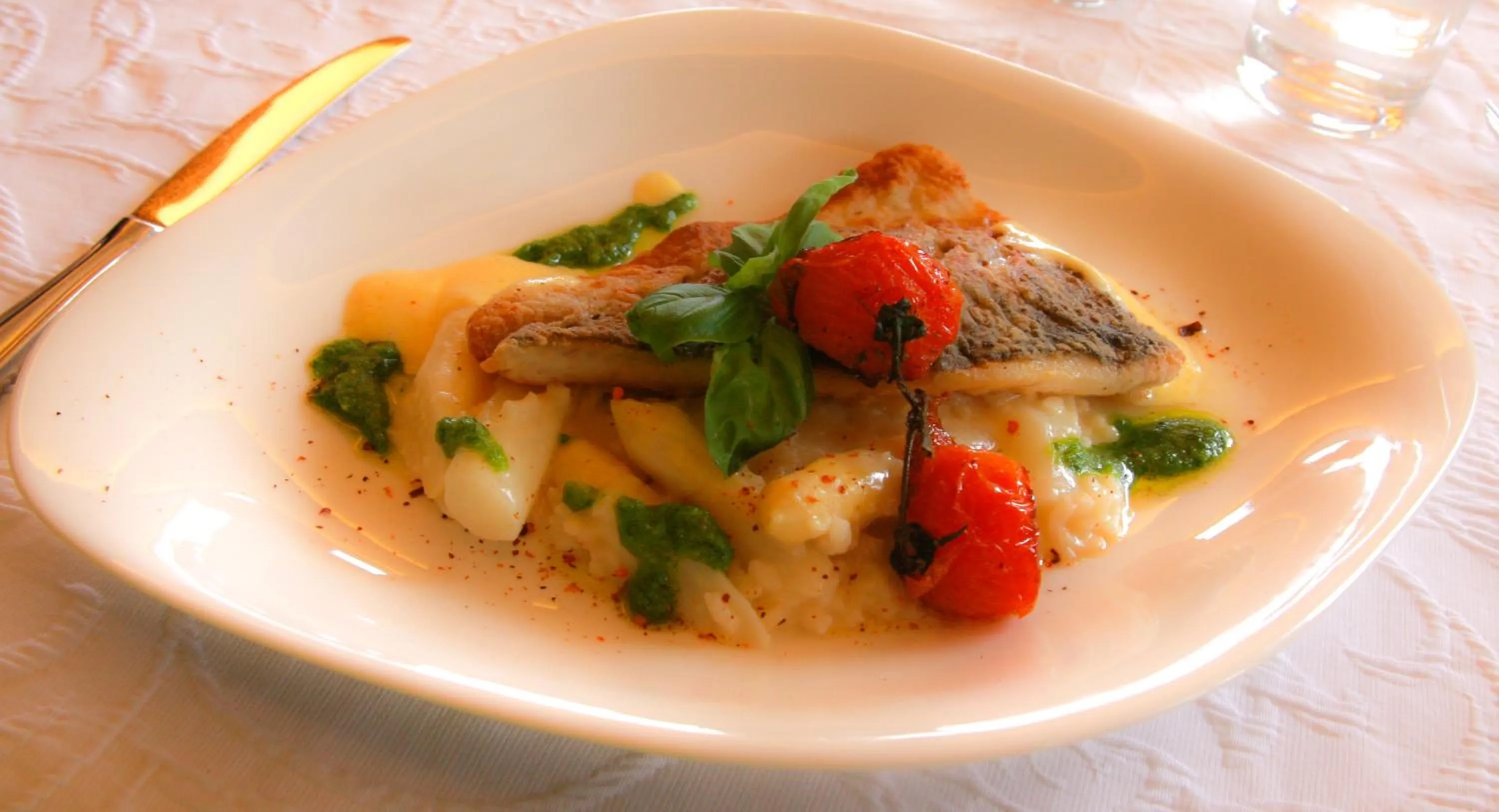 Restaurant/places to eat in Seehotel Lilly