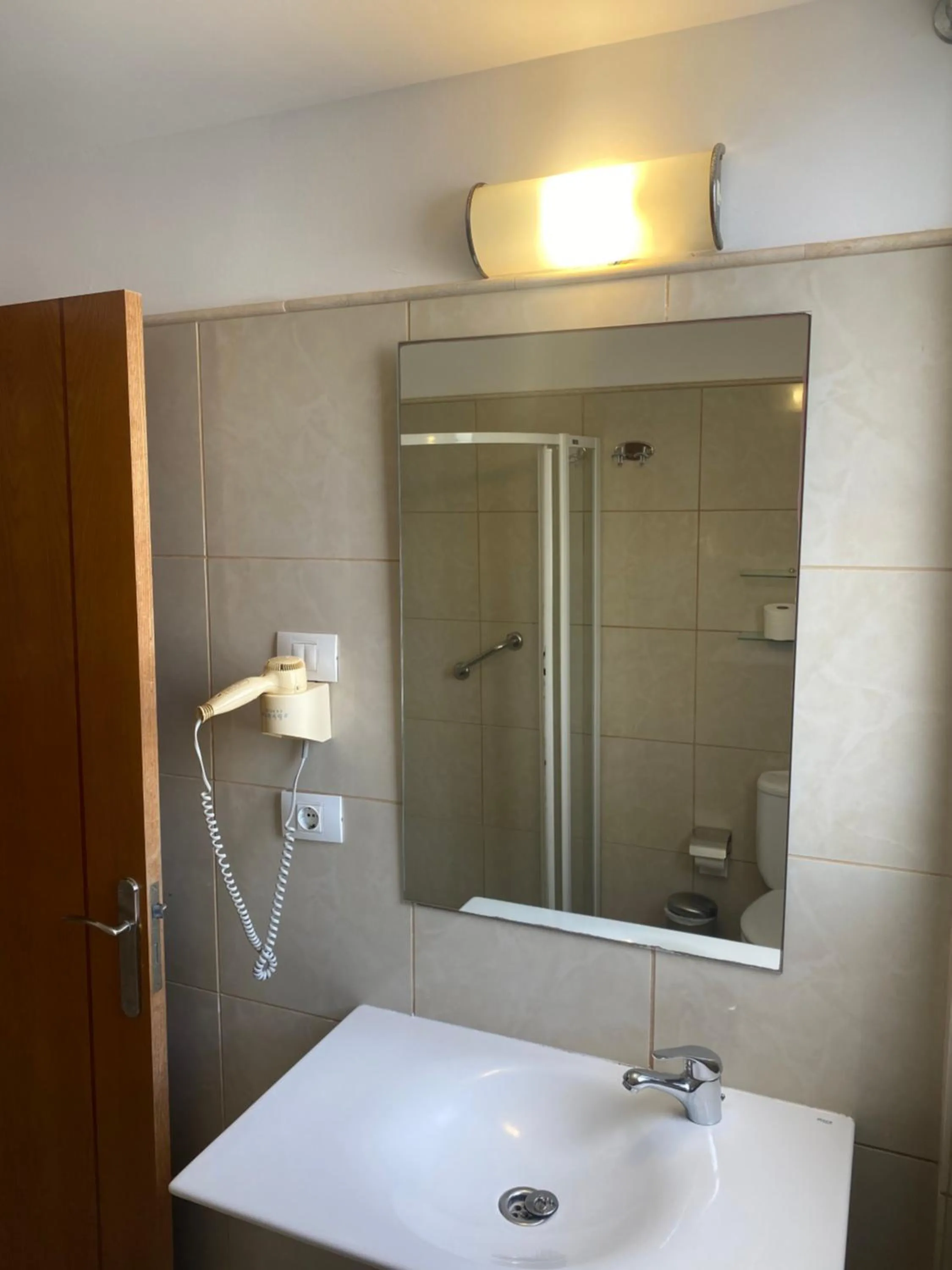 Bathroom in Apartamentos Maspalomas Oasis