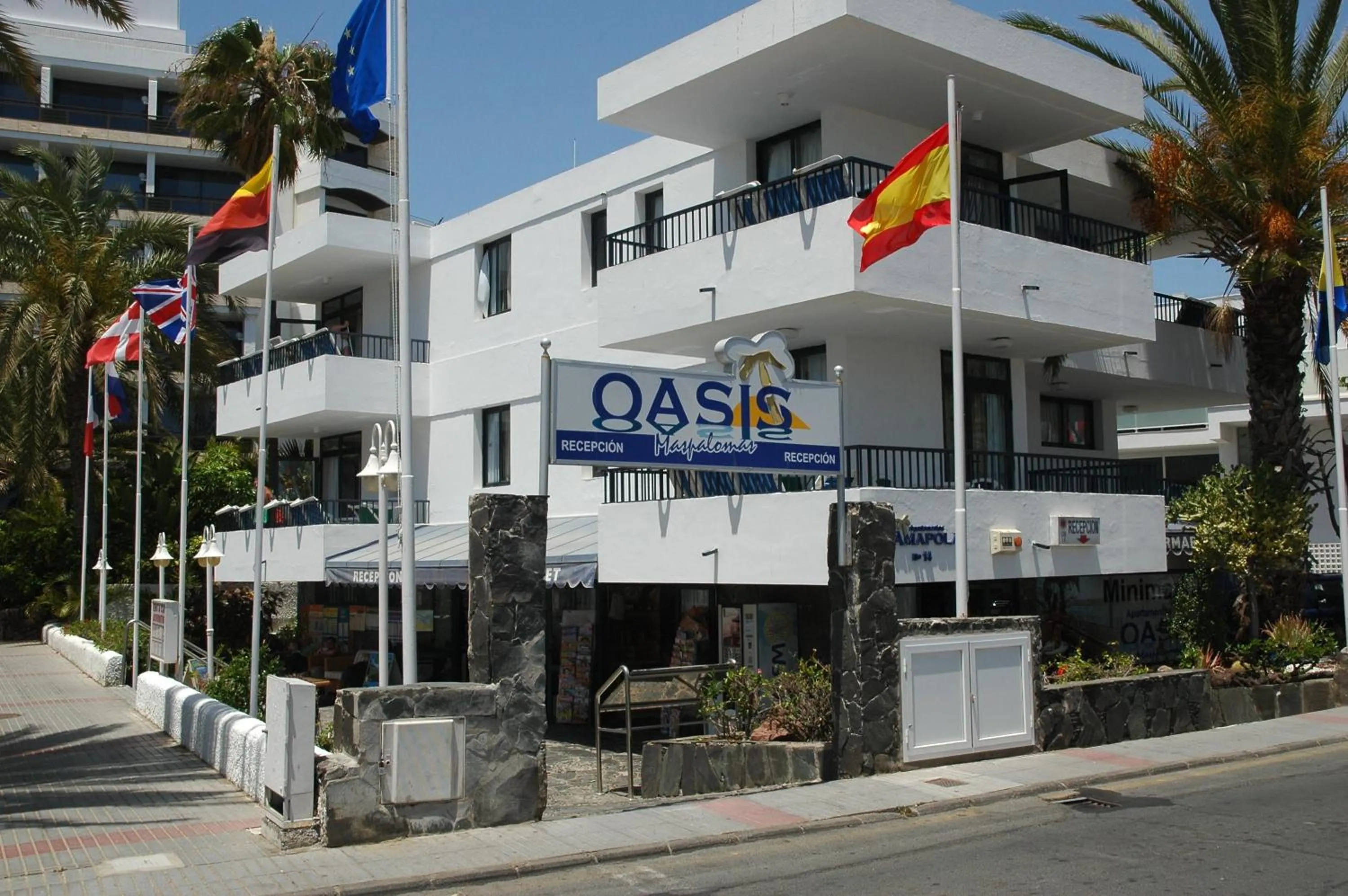 Property Building in Apartamentos Maspalomas Oasis