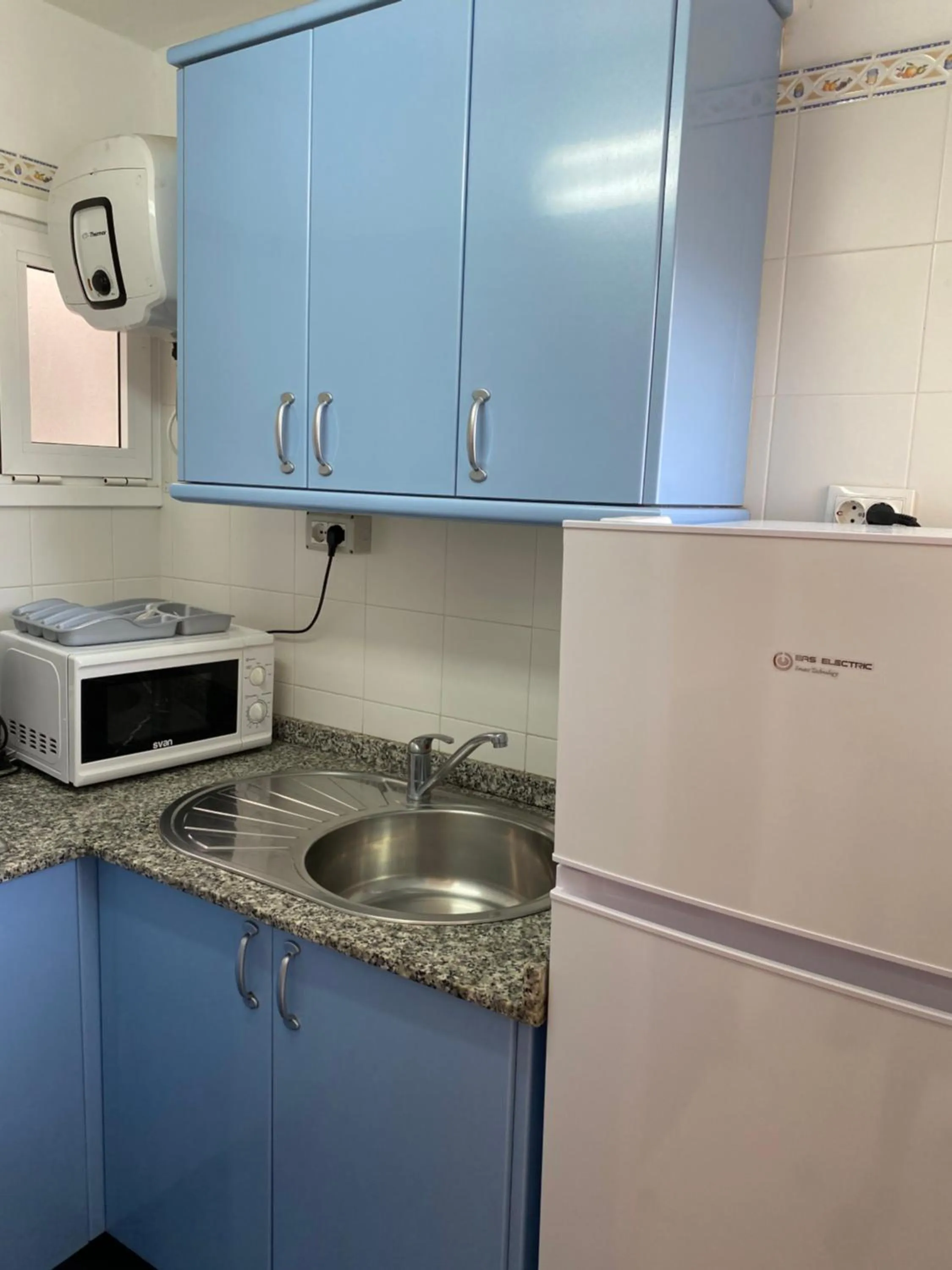 Kitchen/Kitchenette in Apartamentos Maspalomas Oasis