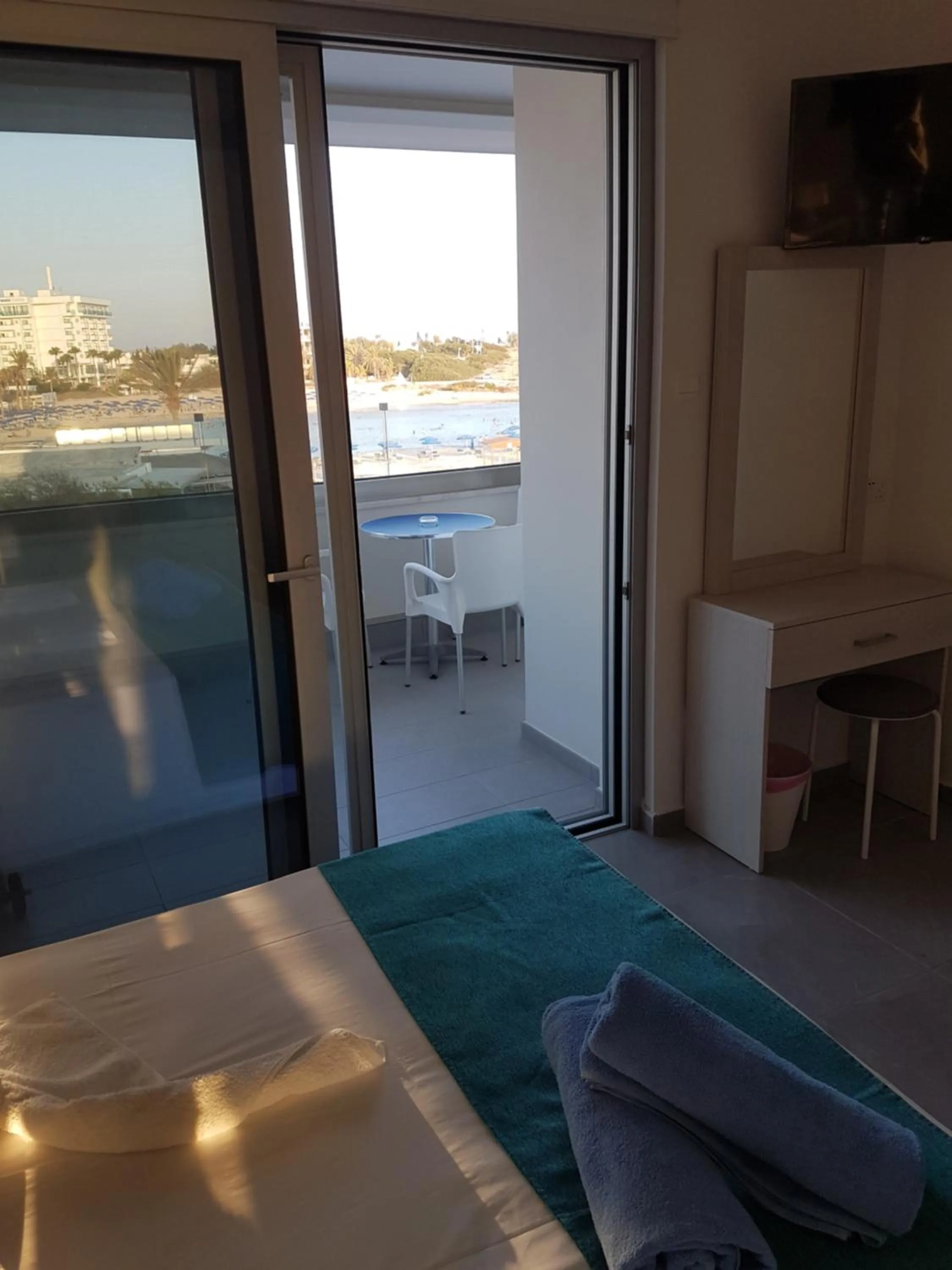 Bed in Christopher's Sandy Beach Suites