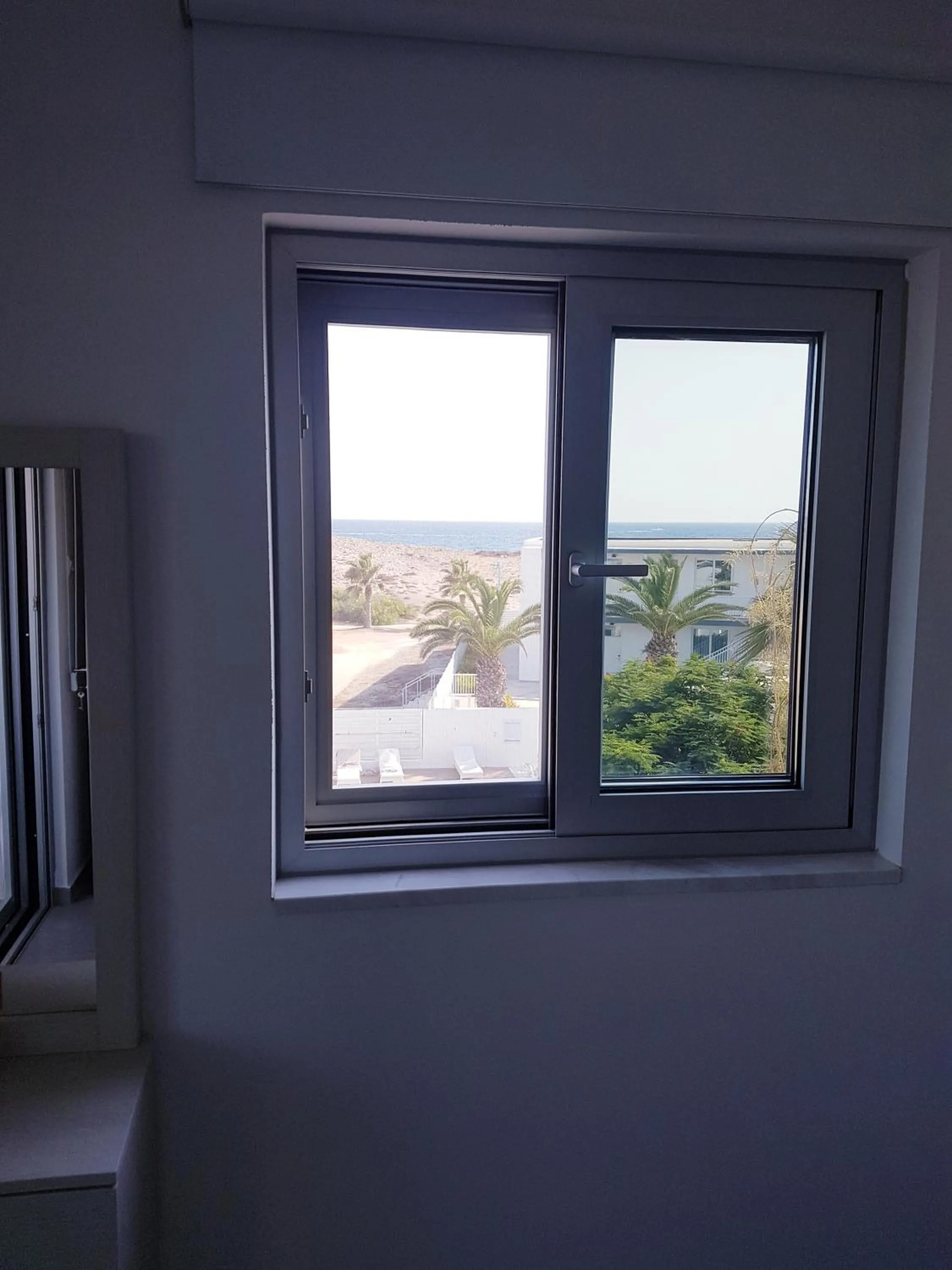 Christopher's Sandy Beach Suites