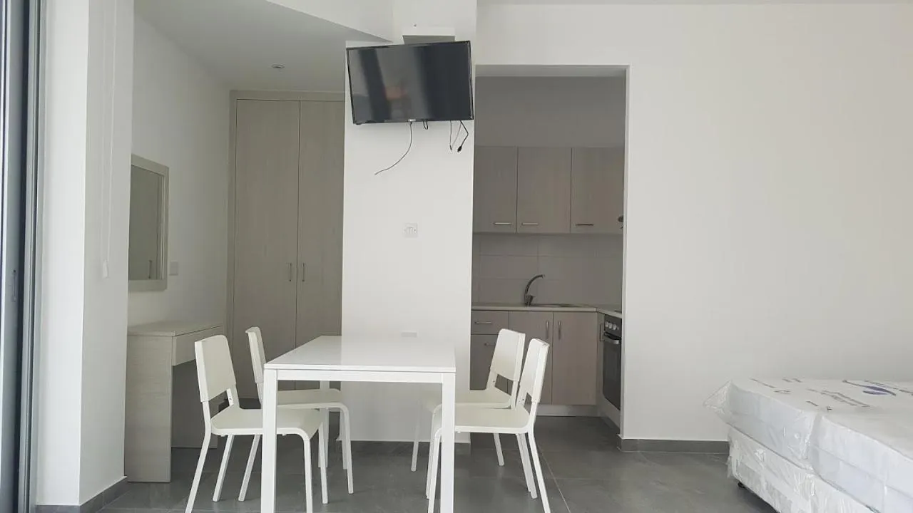 Christopher's Sandy Beach Suites