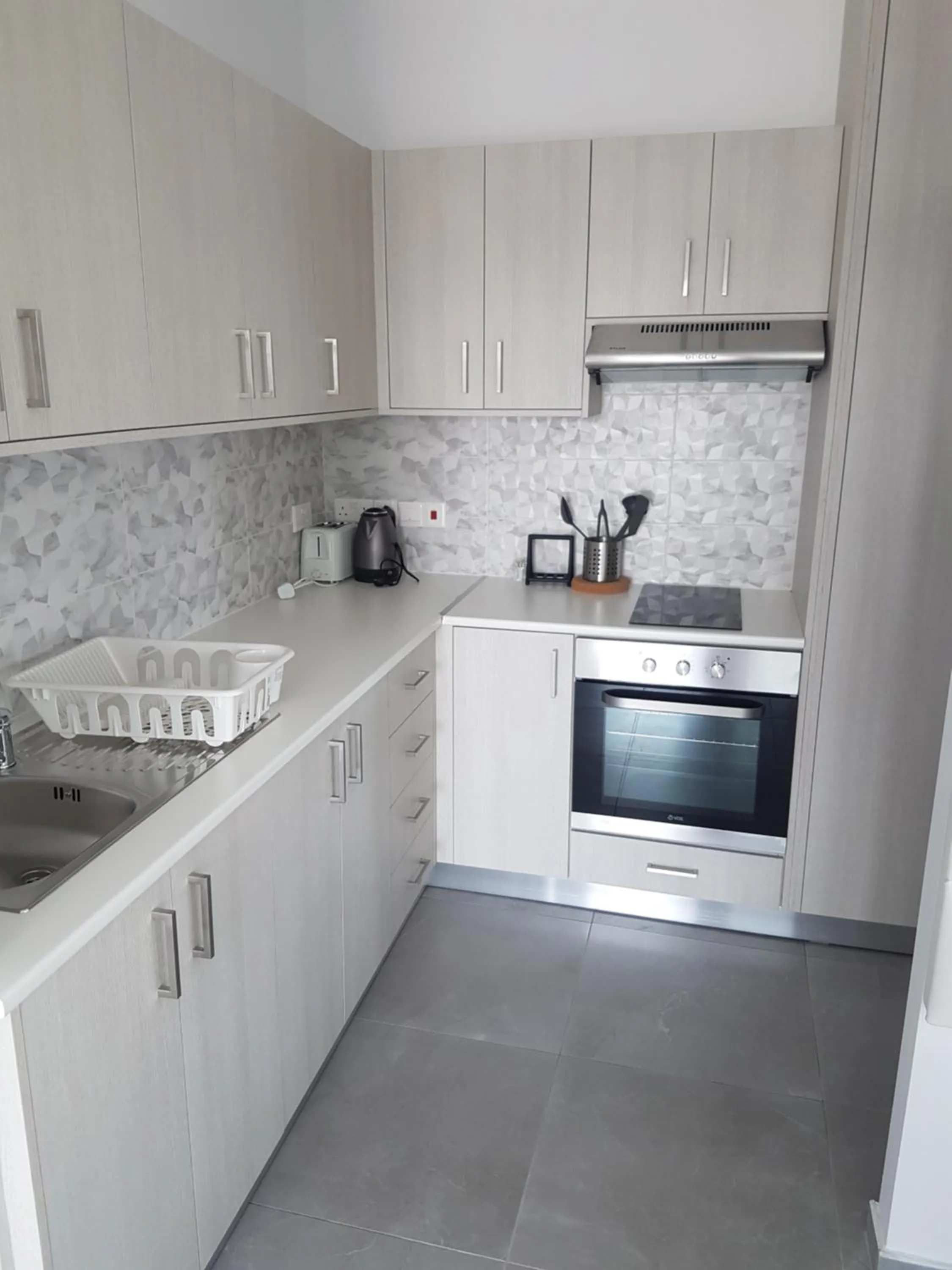 Christopher's Sandy Beach Suites