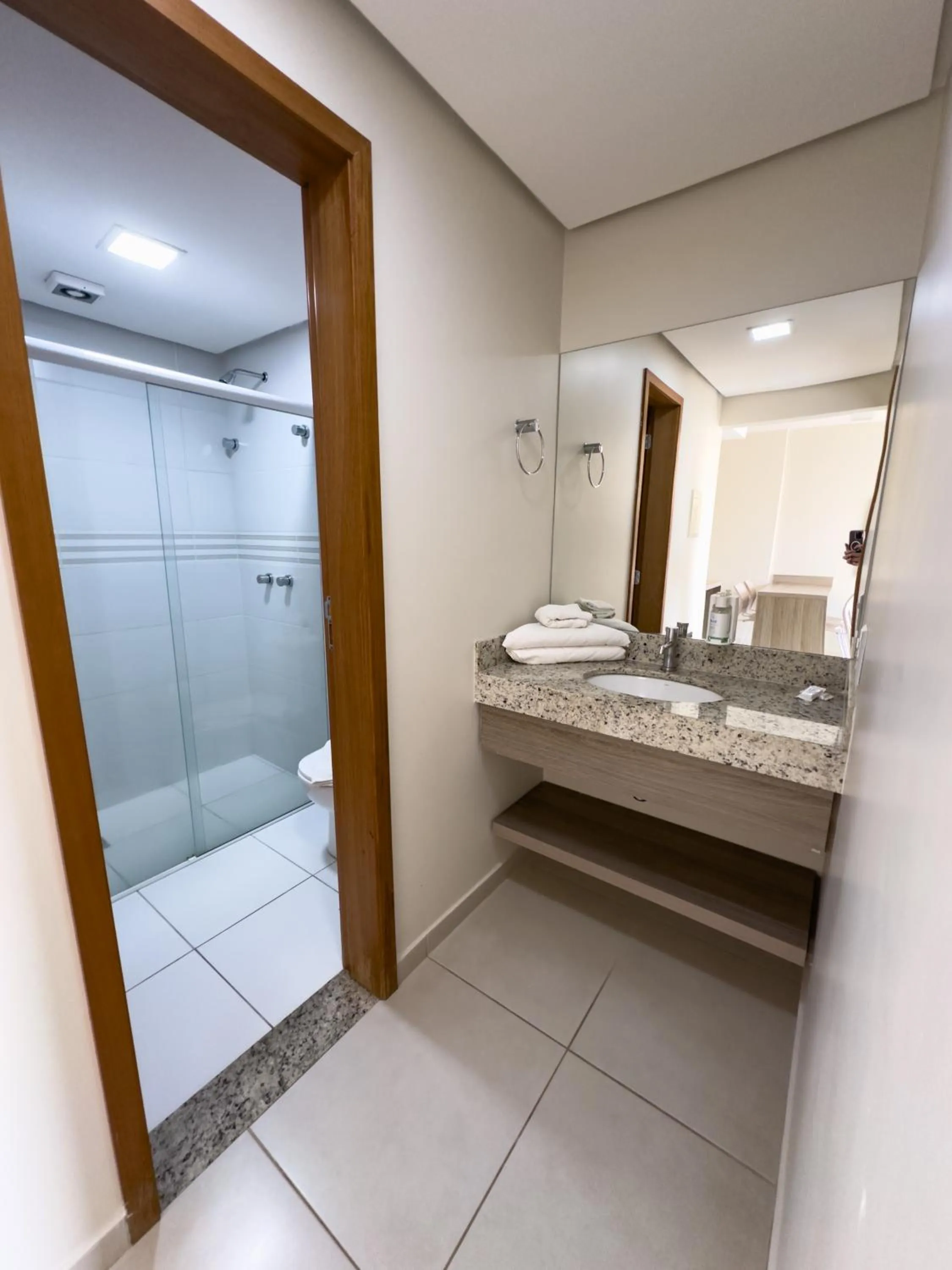 Shower in Atrium Thermas - OFICIAL