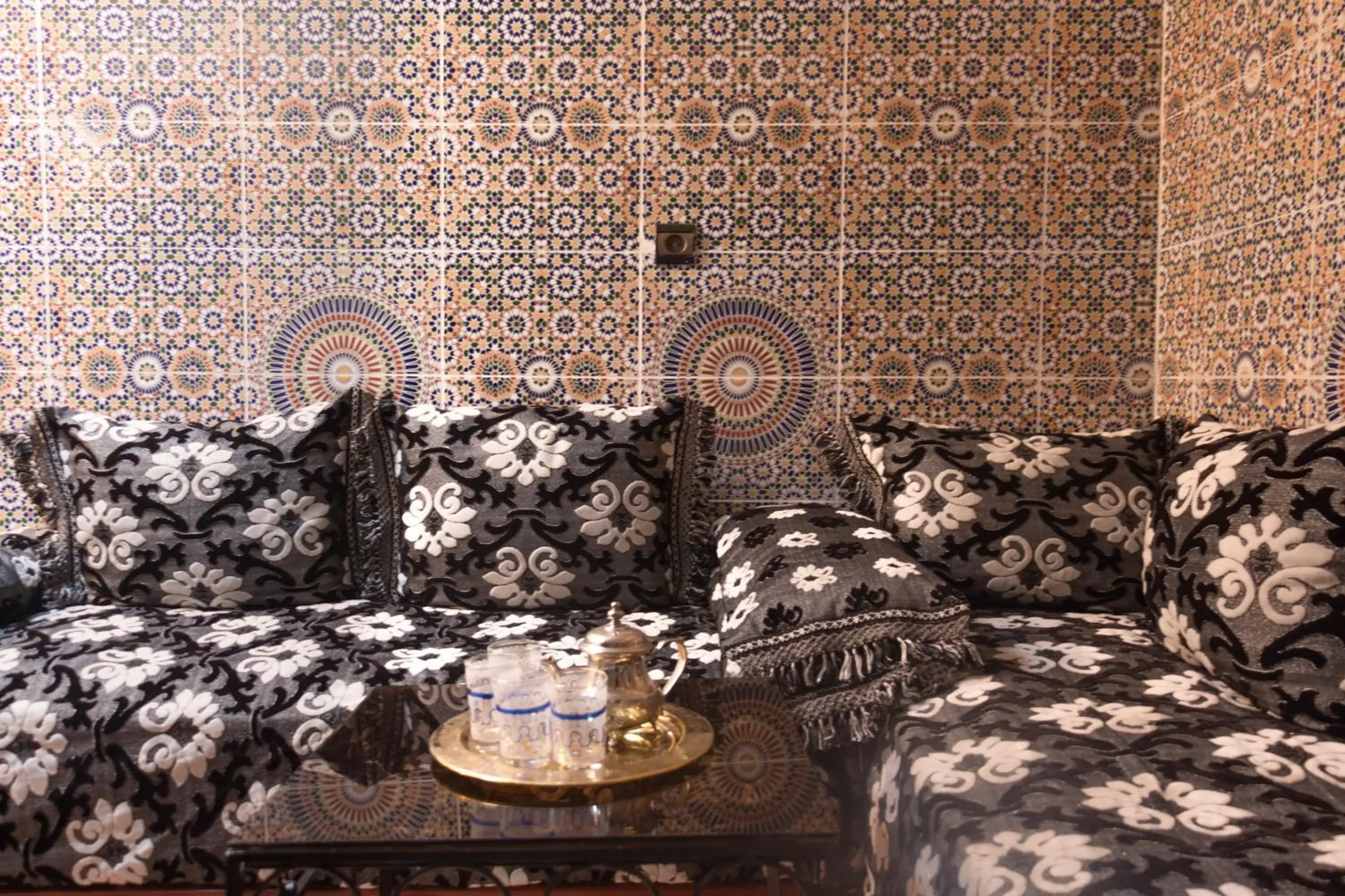 Dar benelmahi Dar benelmahi