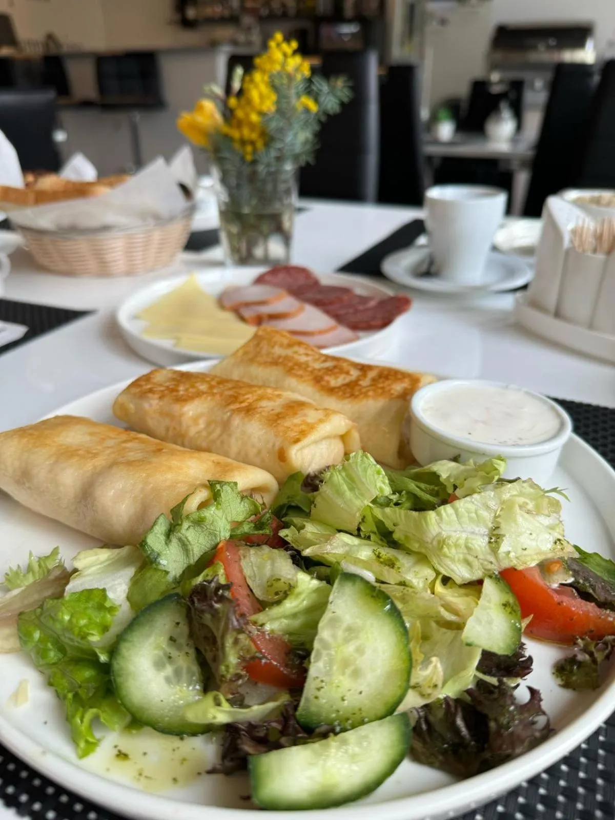 Breakfast in Homelike Hotel