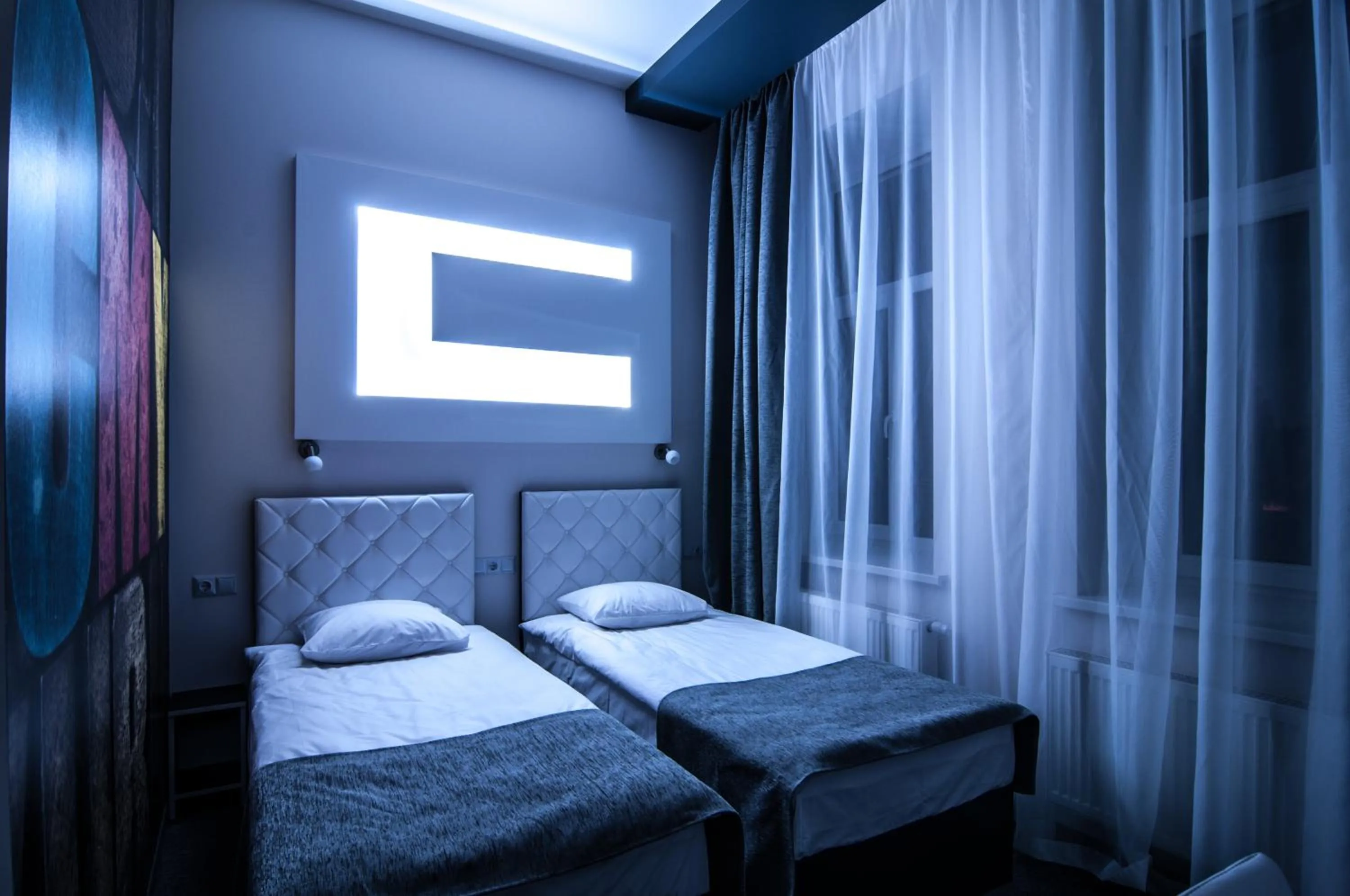 Night, Bed in Homelike Hotel