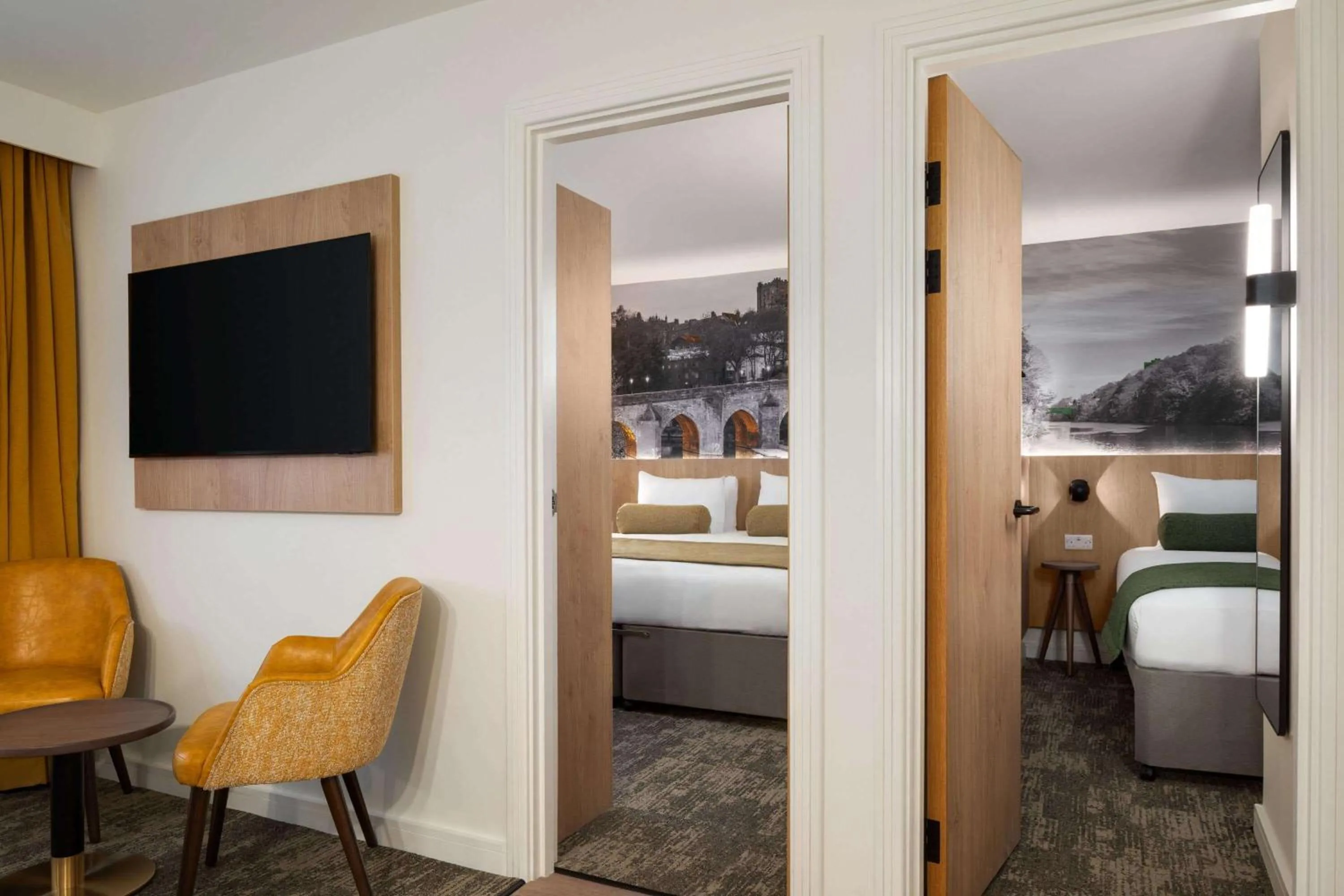 Photo of the whole room, Bed in Super 8 by Wyndham Durham