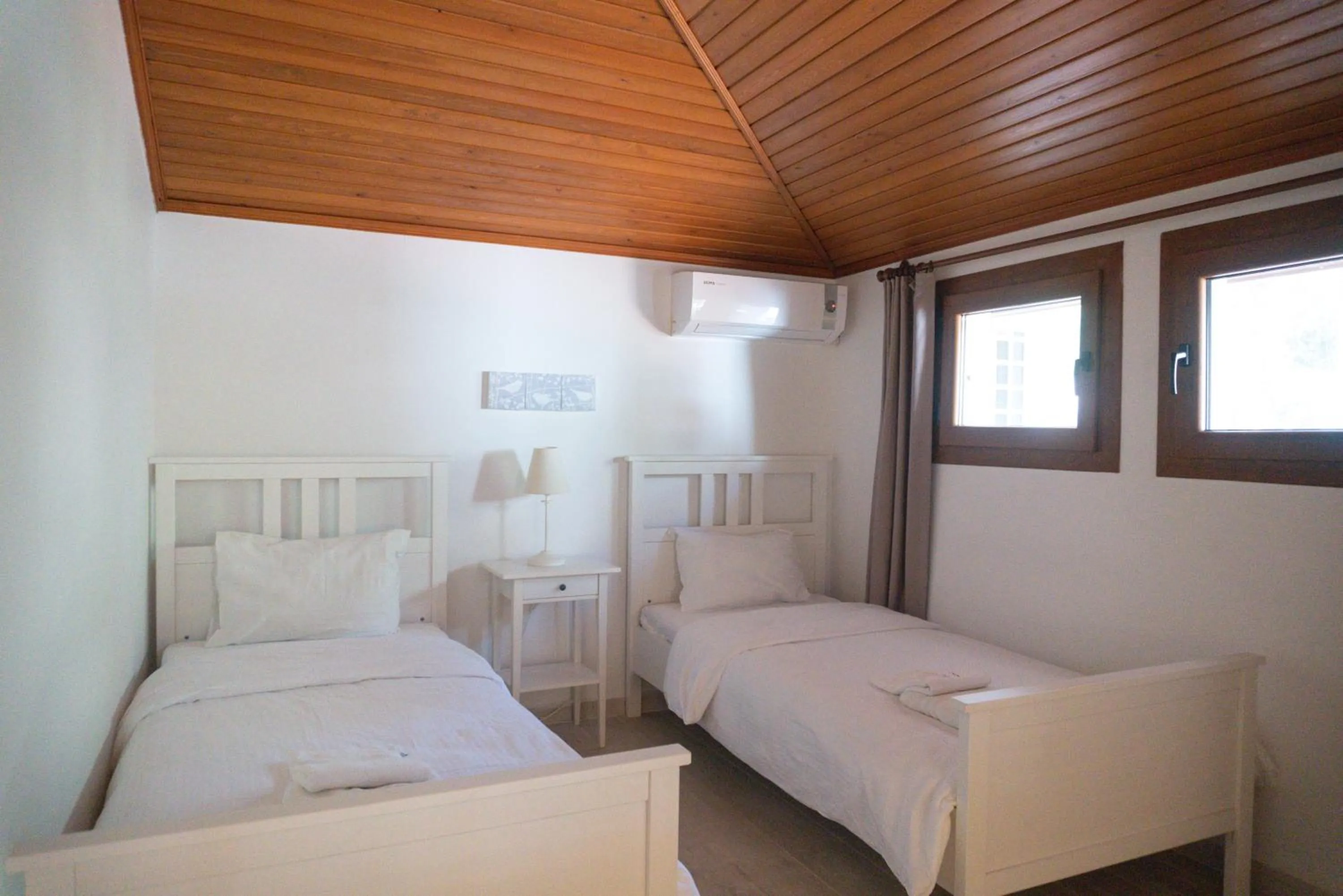 Bed in Alp Suites Lavanta
