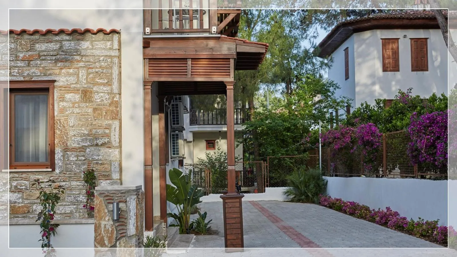 Property building in Alp Suites Lavanta