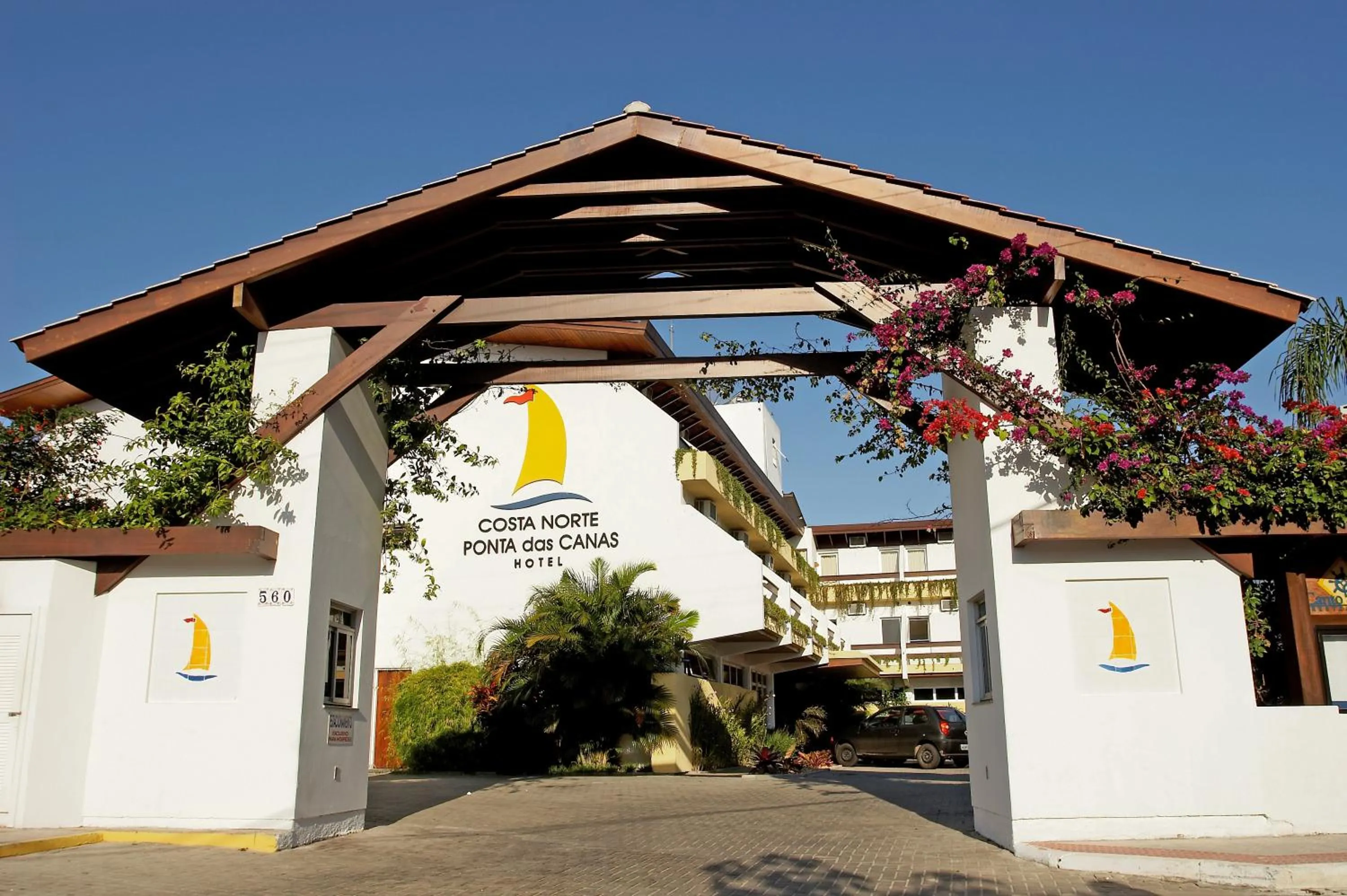 Facade/entrance in Costa Norte Ponta das Canas Hotel