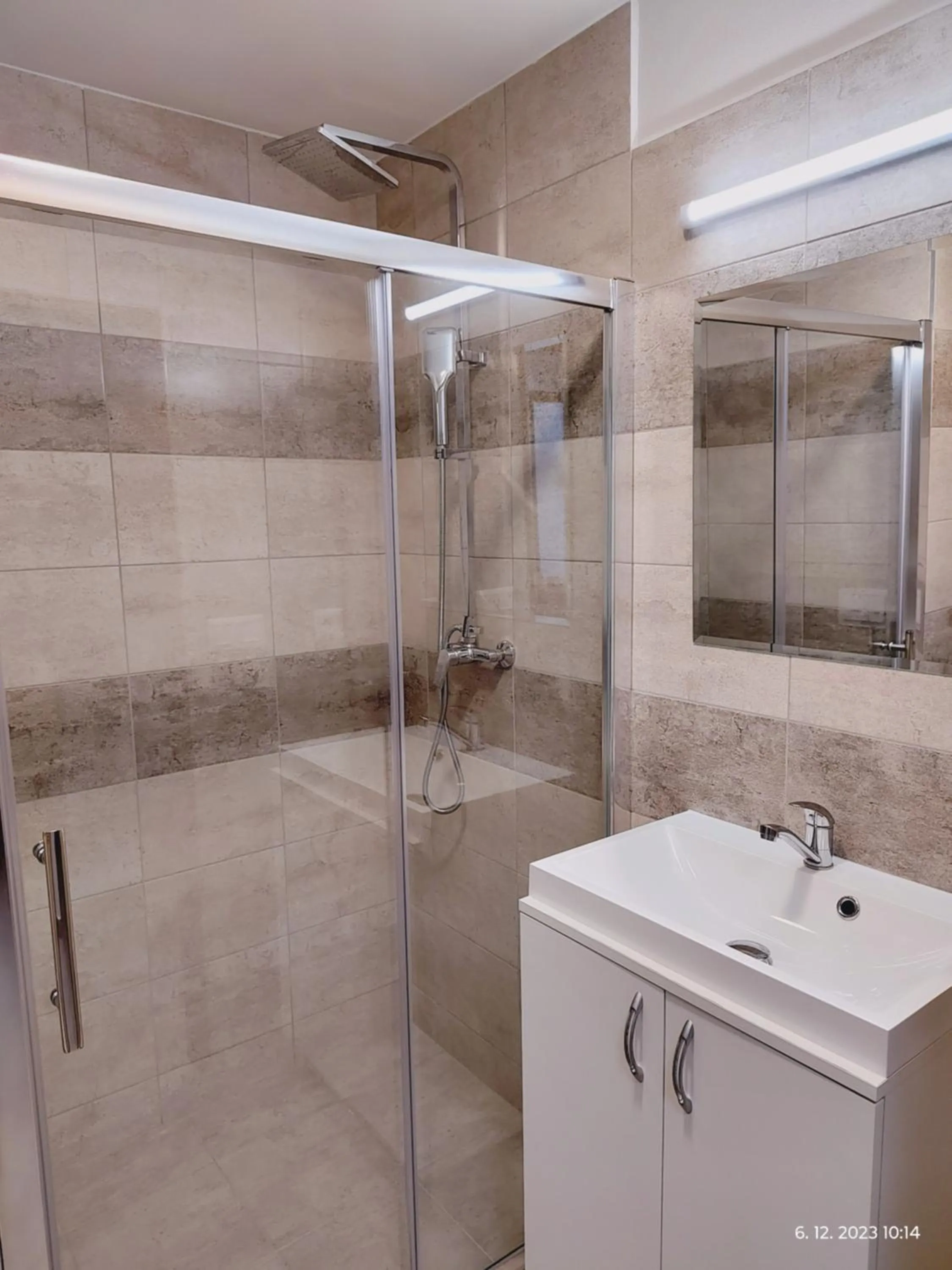 Shower in Hostel Blanice