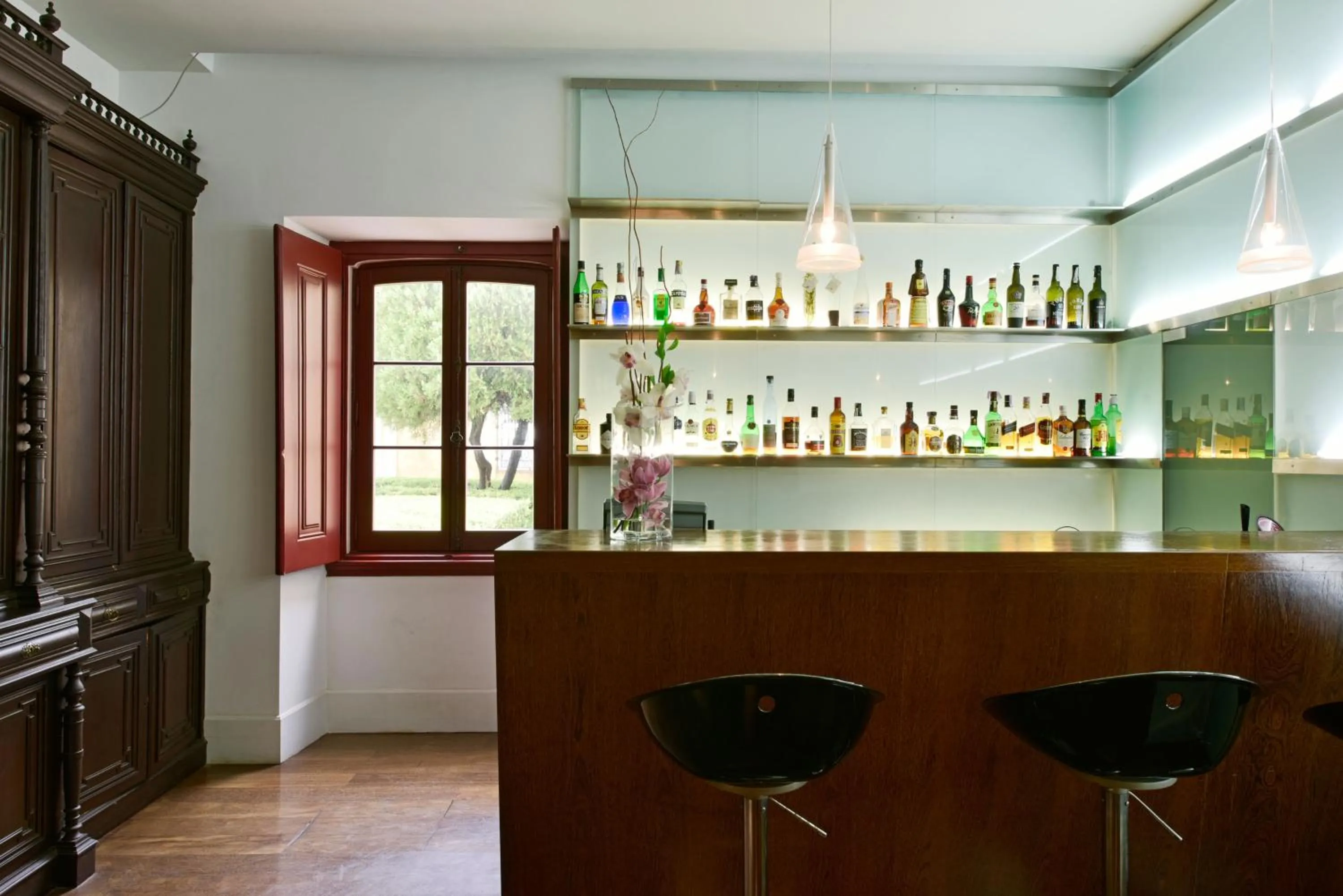 Lounge or bar in Pousada Palacio de Estoi – Small Luxury Hotels of the World