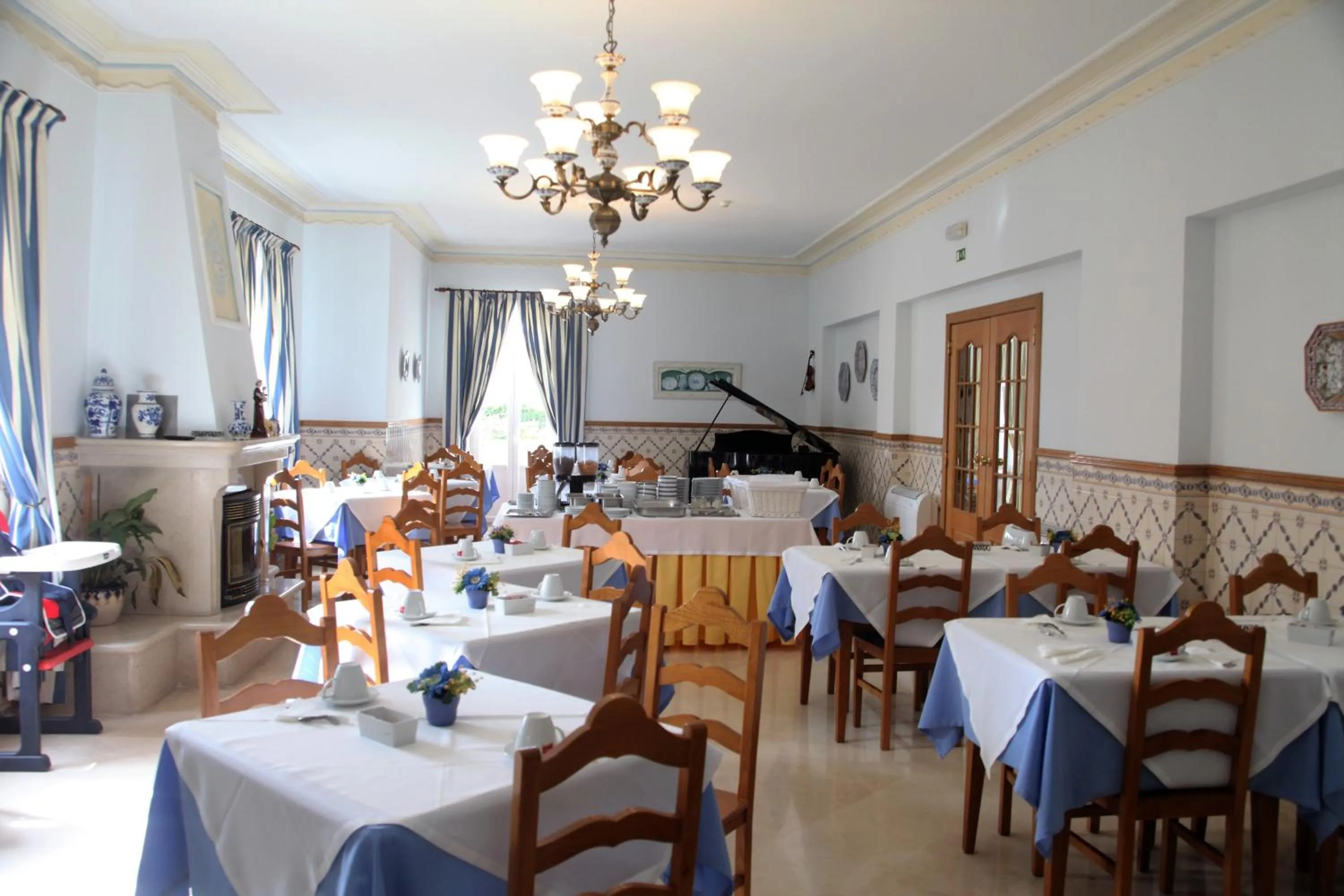 Buffet breakfast in Hotel Smart