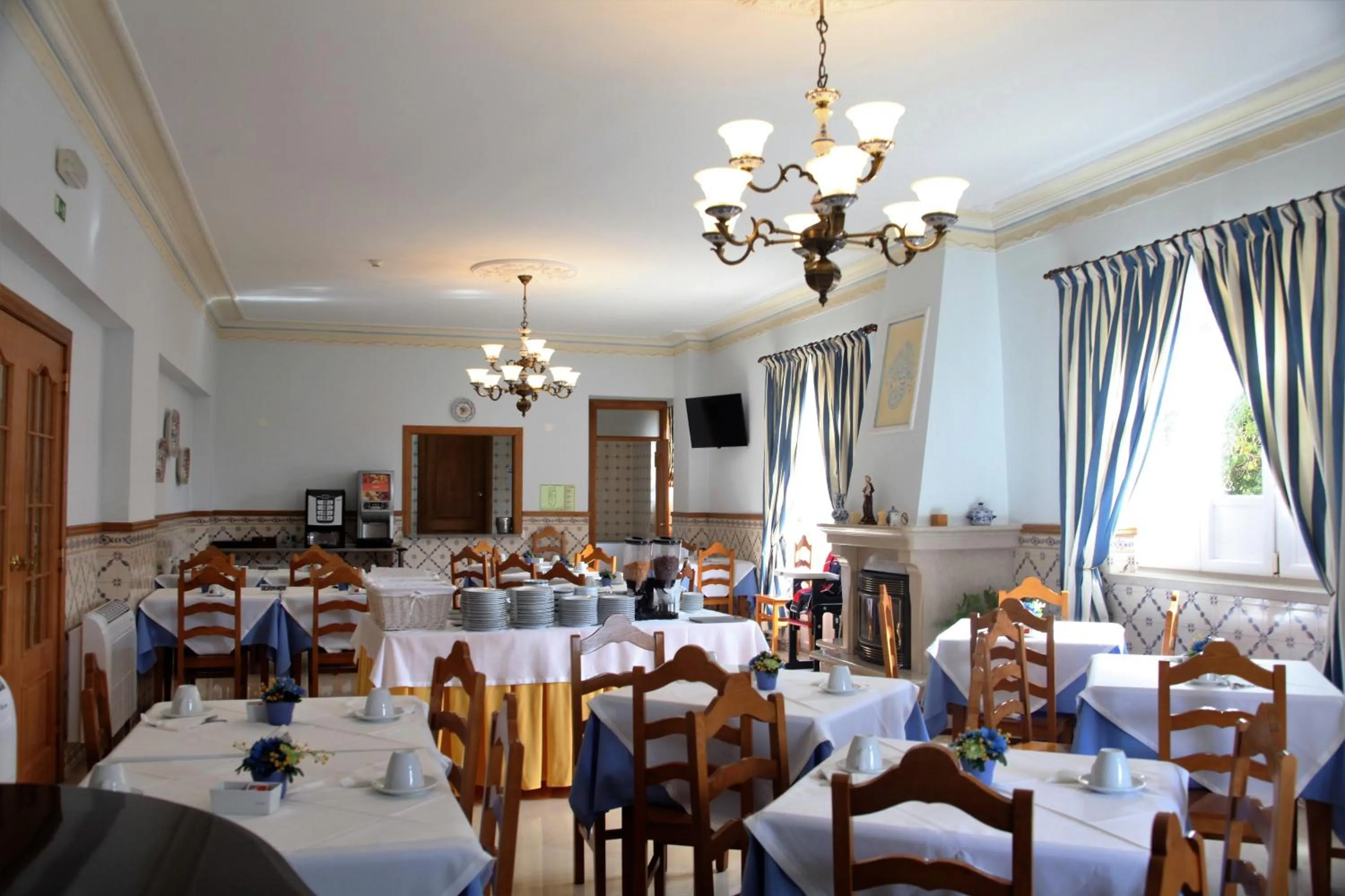 Buffet breakfast in Hotel Smart