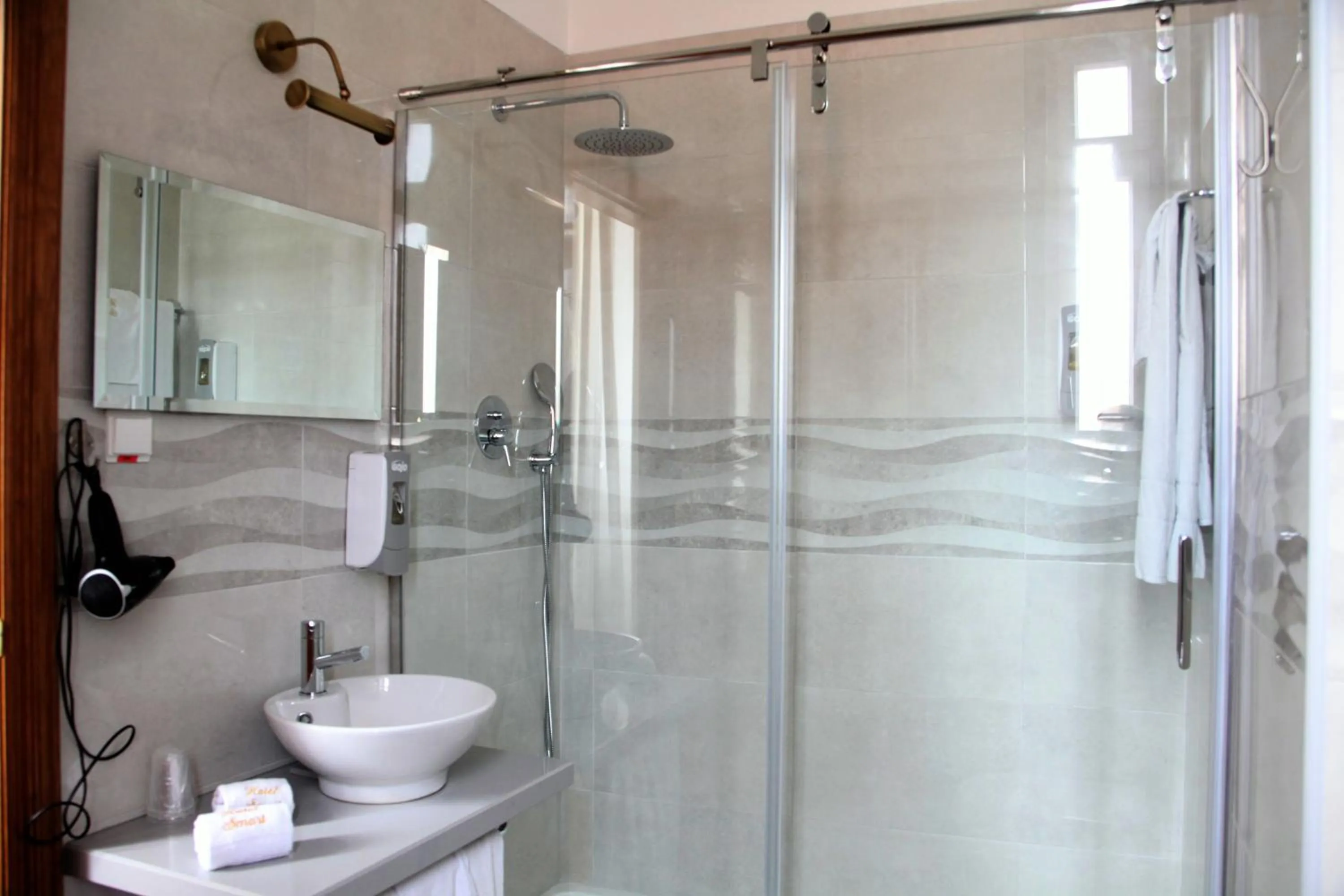 Bathroom in Hotel Smart