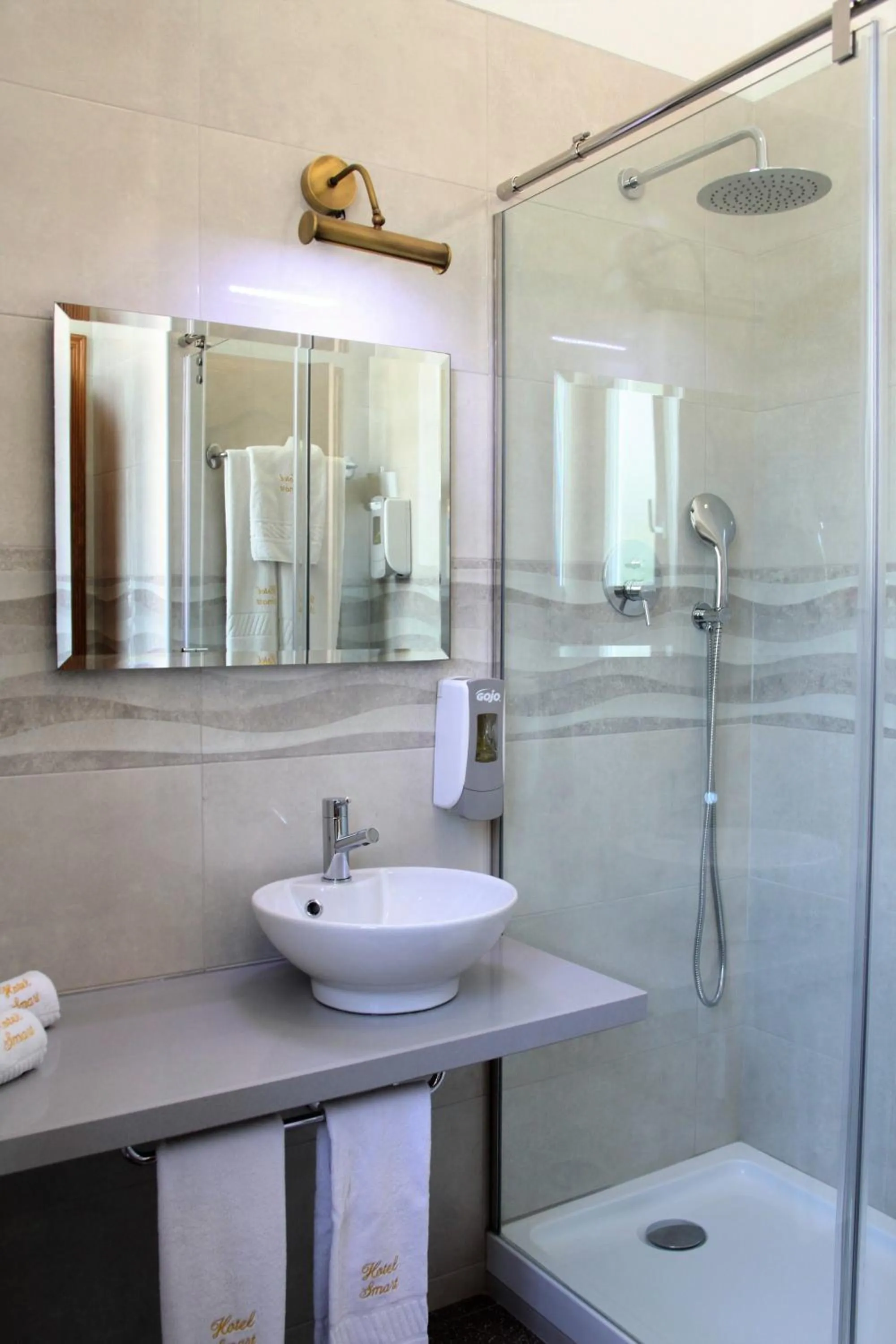 Bathroom in Hotel Smart