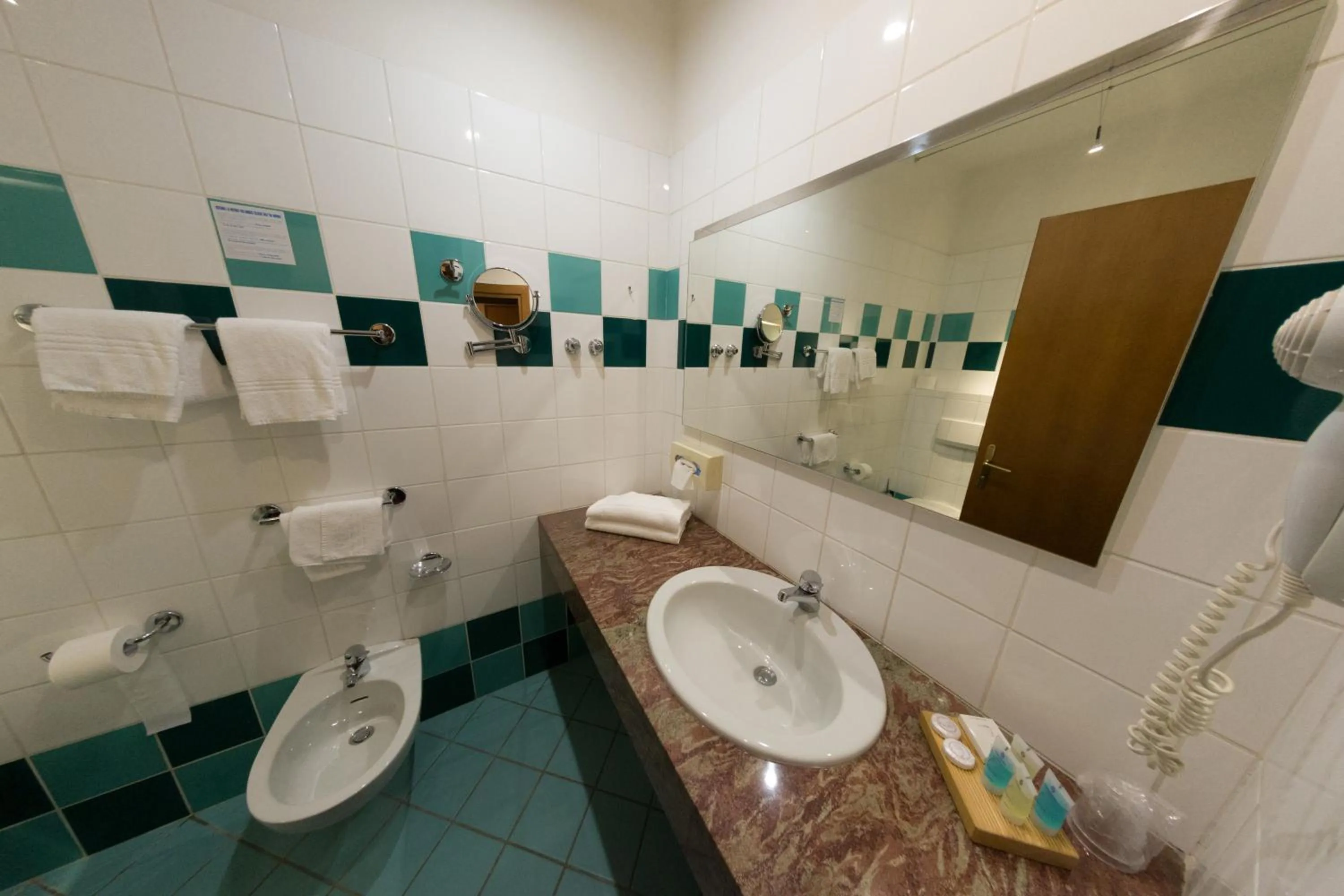 Bathroom in Hotel Tessarin