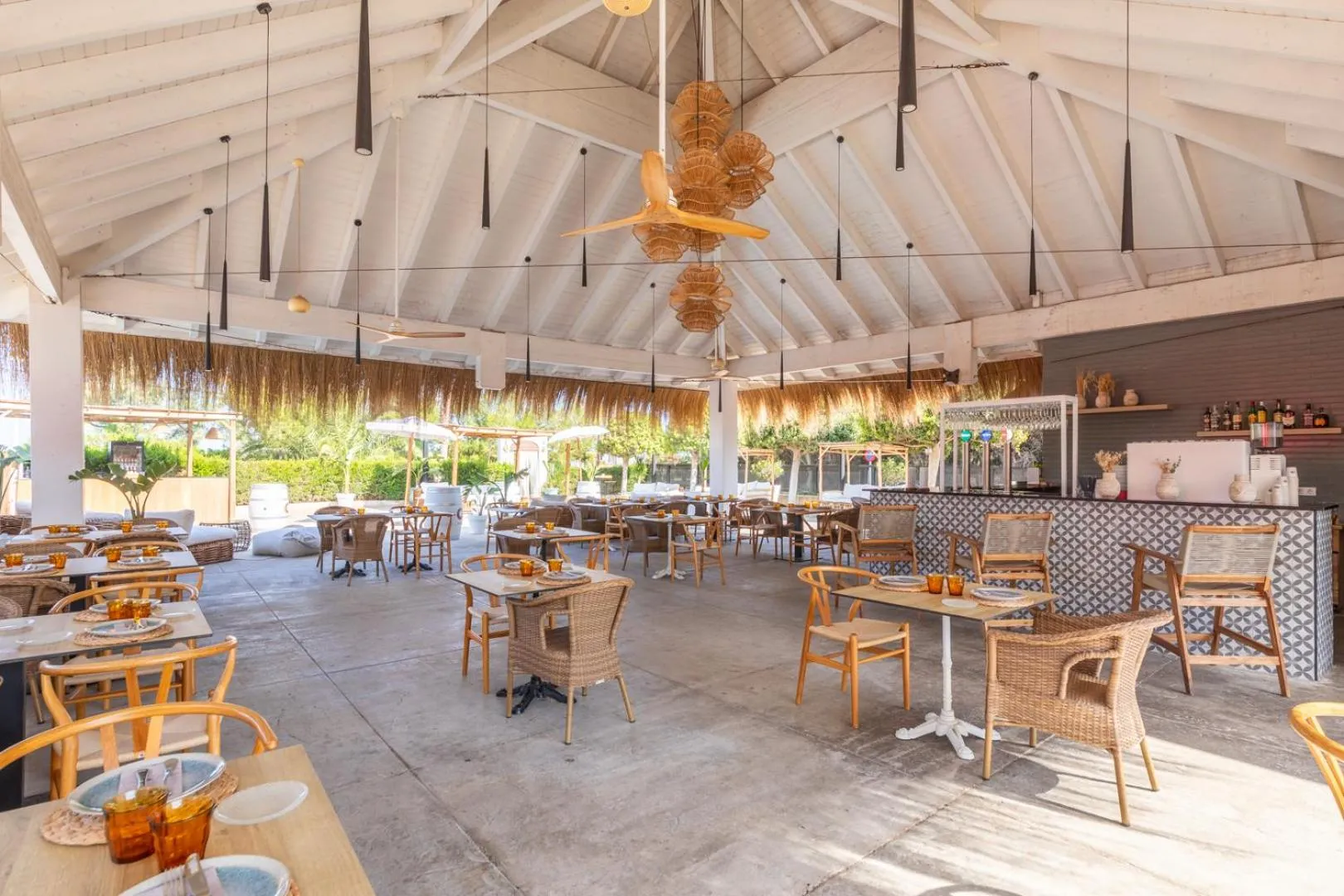 Restaurant/Places to Eat in Hotel Els Arenals