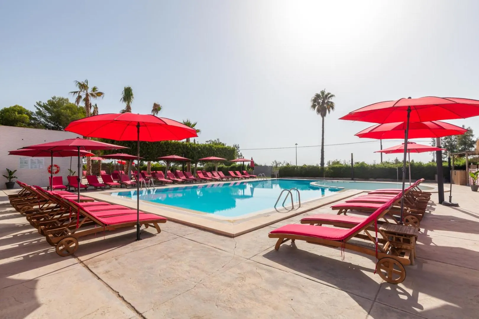 Swimming Pool in Hotel Els Arenals
