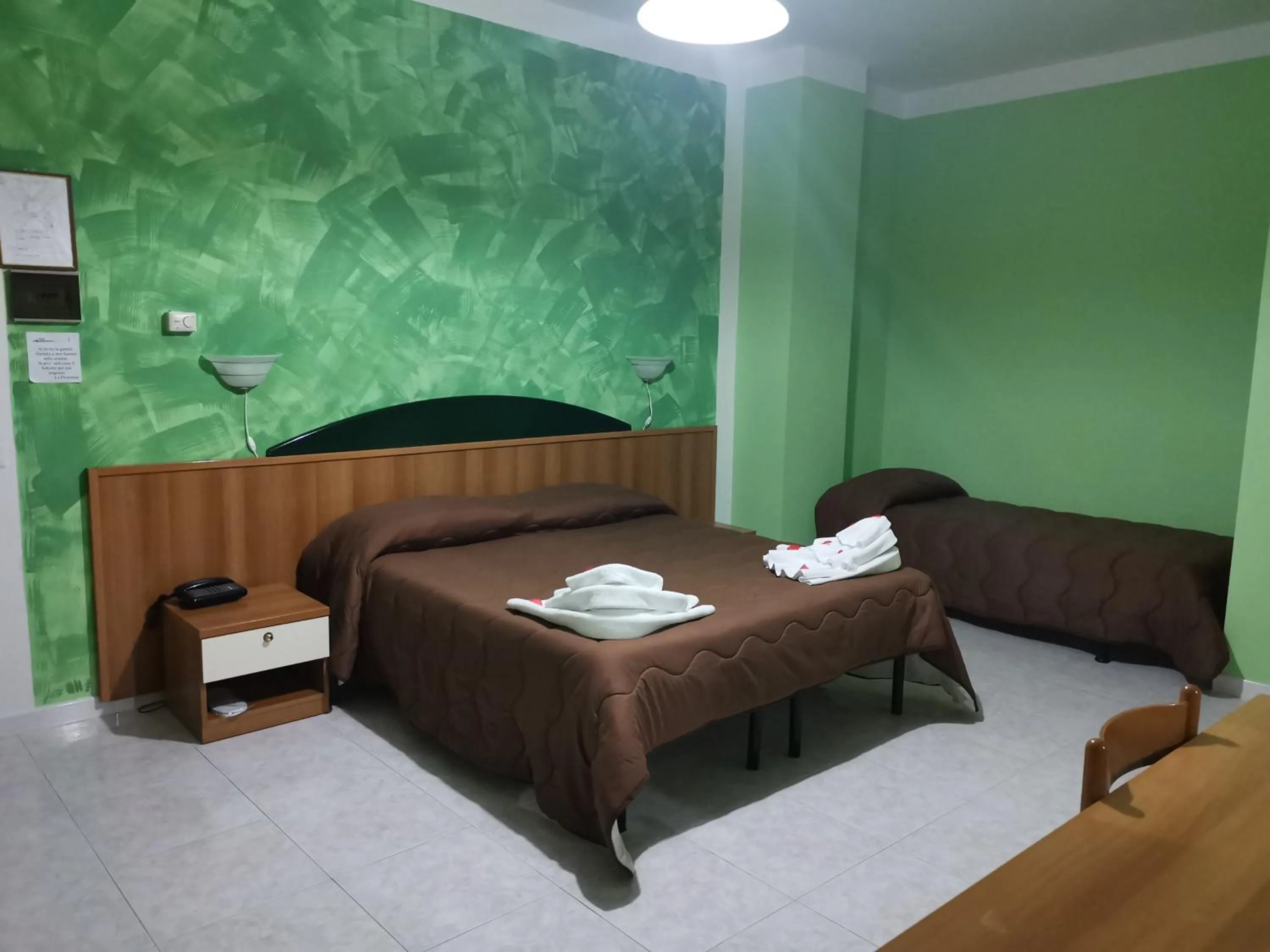 Bedroom, Bed in Hotel Park Grumentum