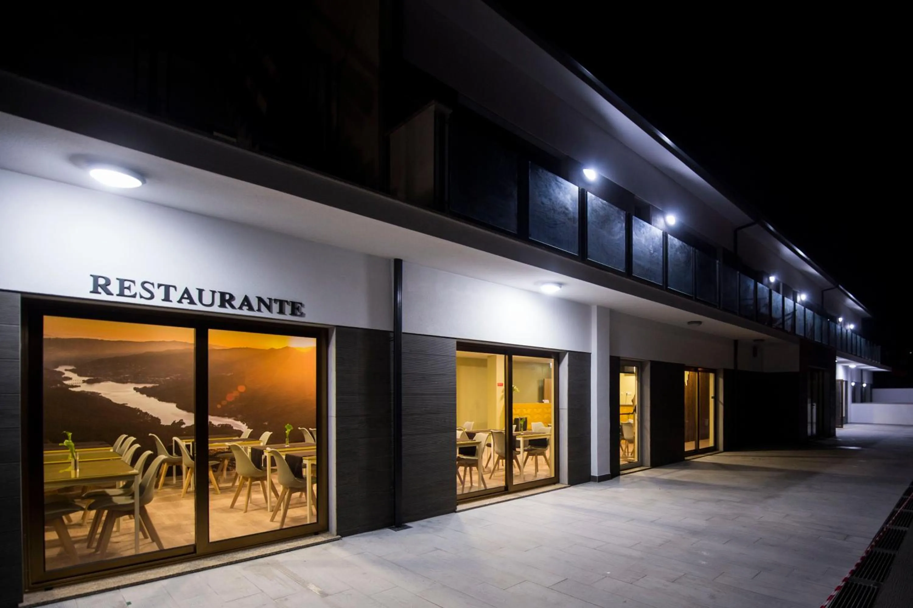 Facade/entrance in Beleza Serra Guide Hotel