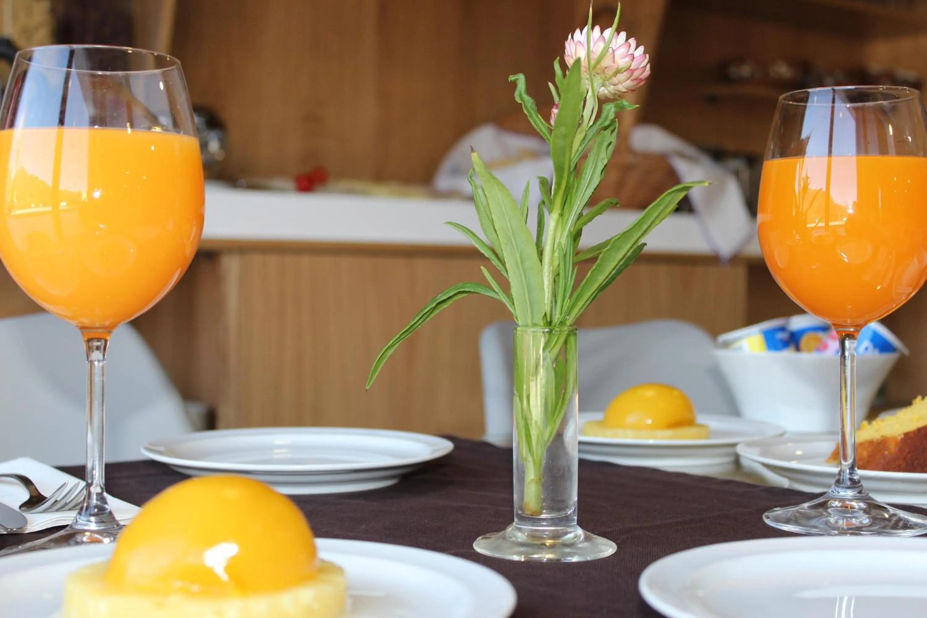 Continental breakfast in Beleza Serra Guide Hotel