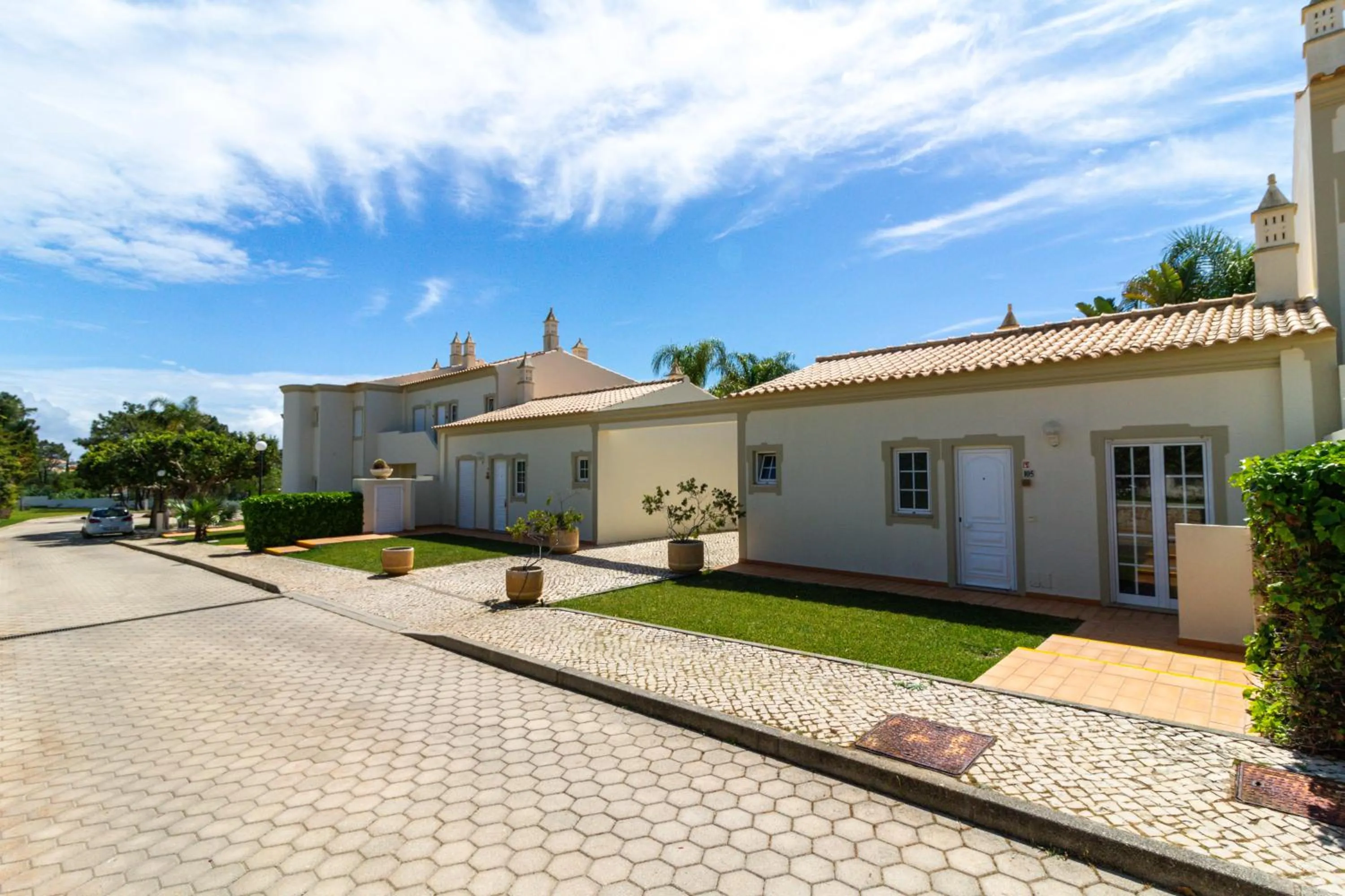 Property building in Vila do Castelo