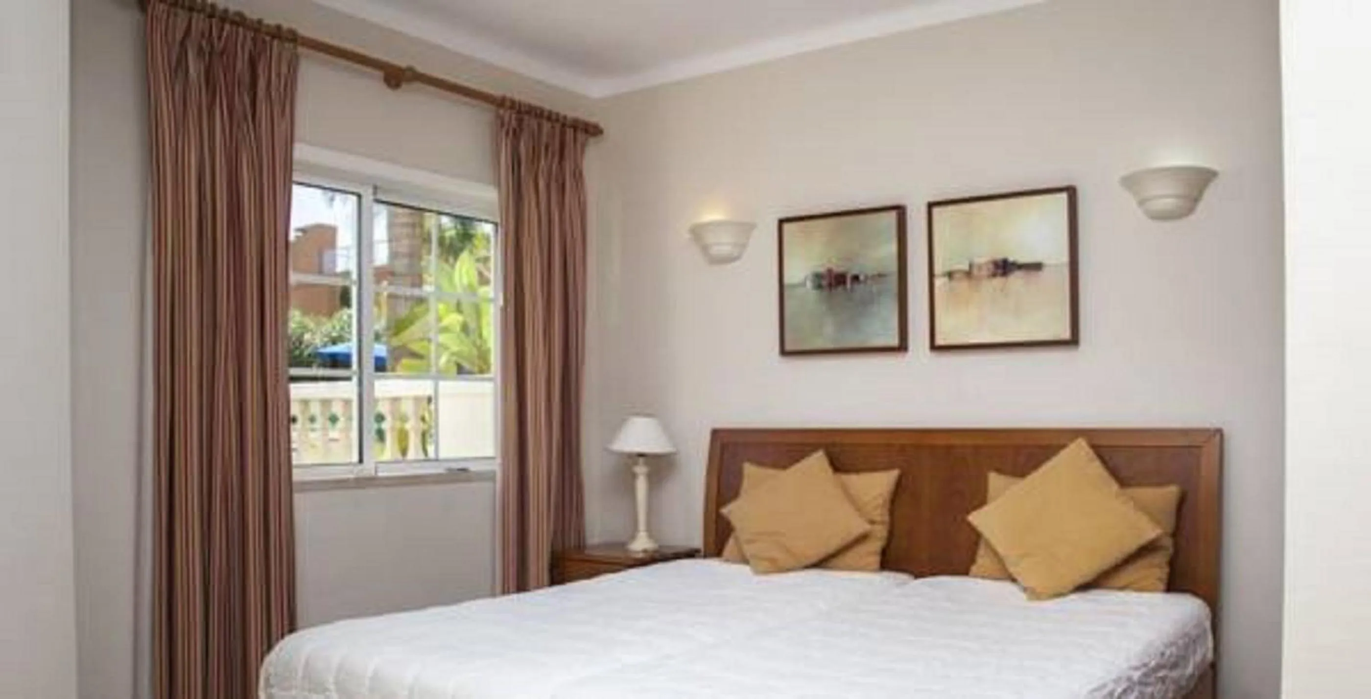 Bed in Vila do Castelo