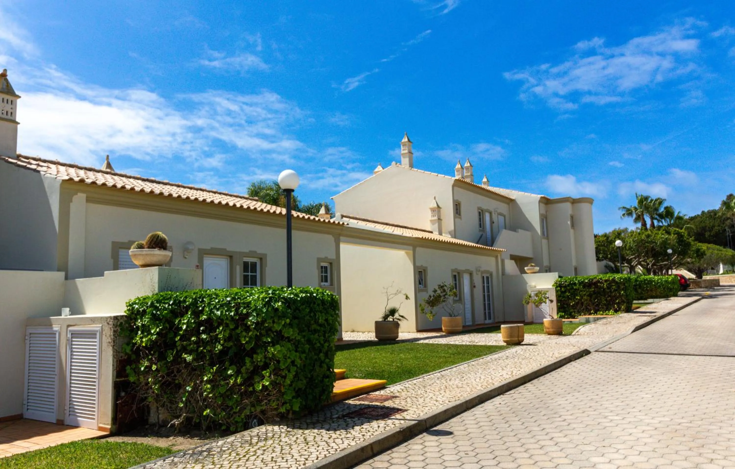 Property building in Vila do Castelo