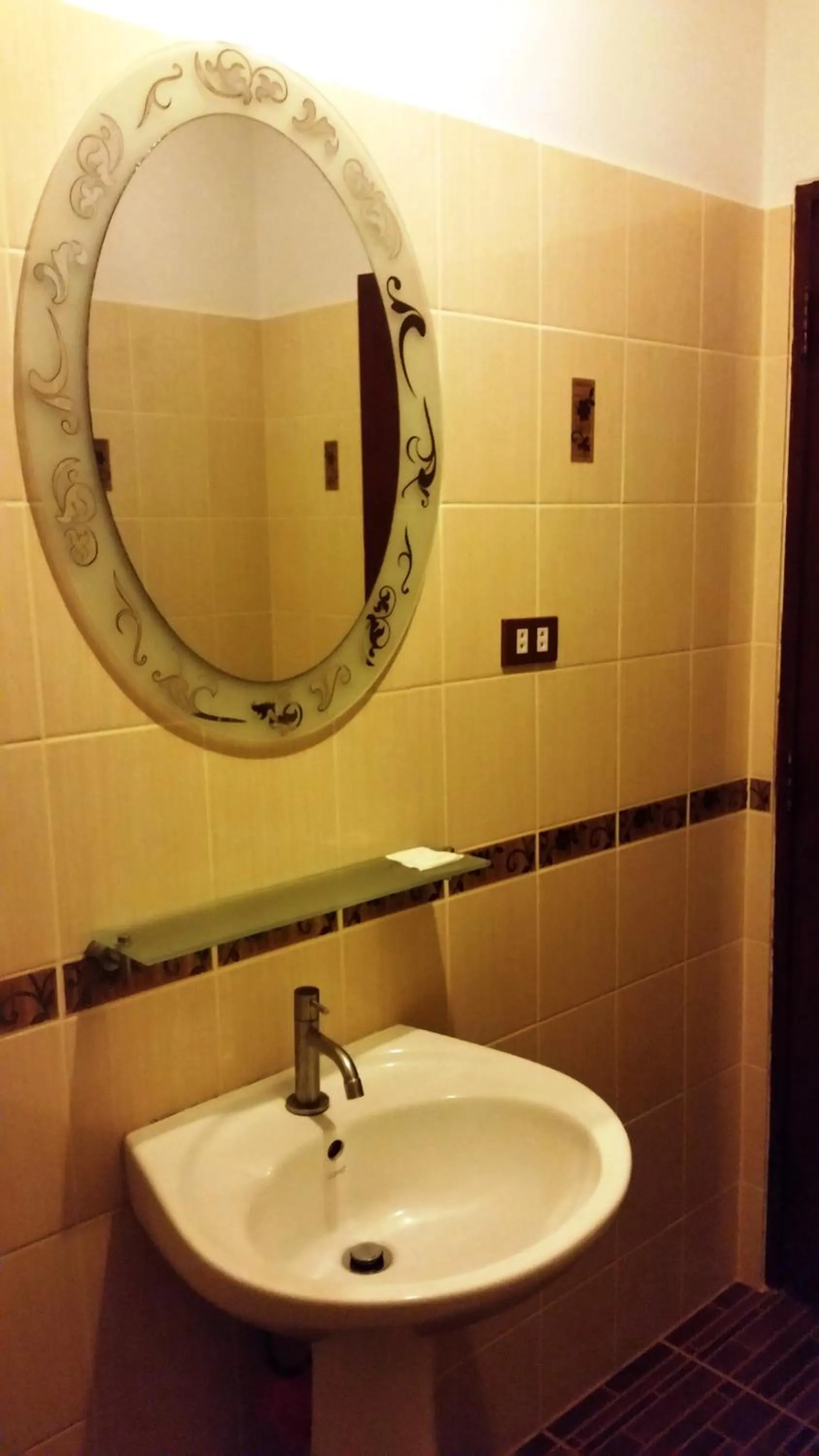 Bathroom in Pongsin Resort