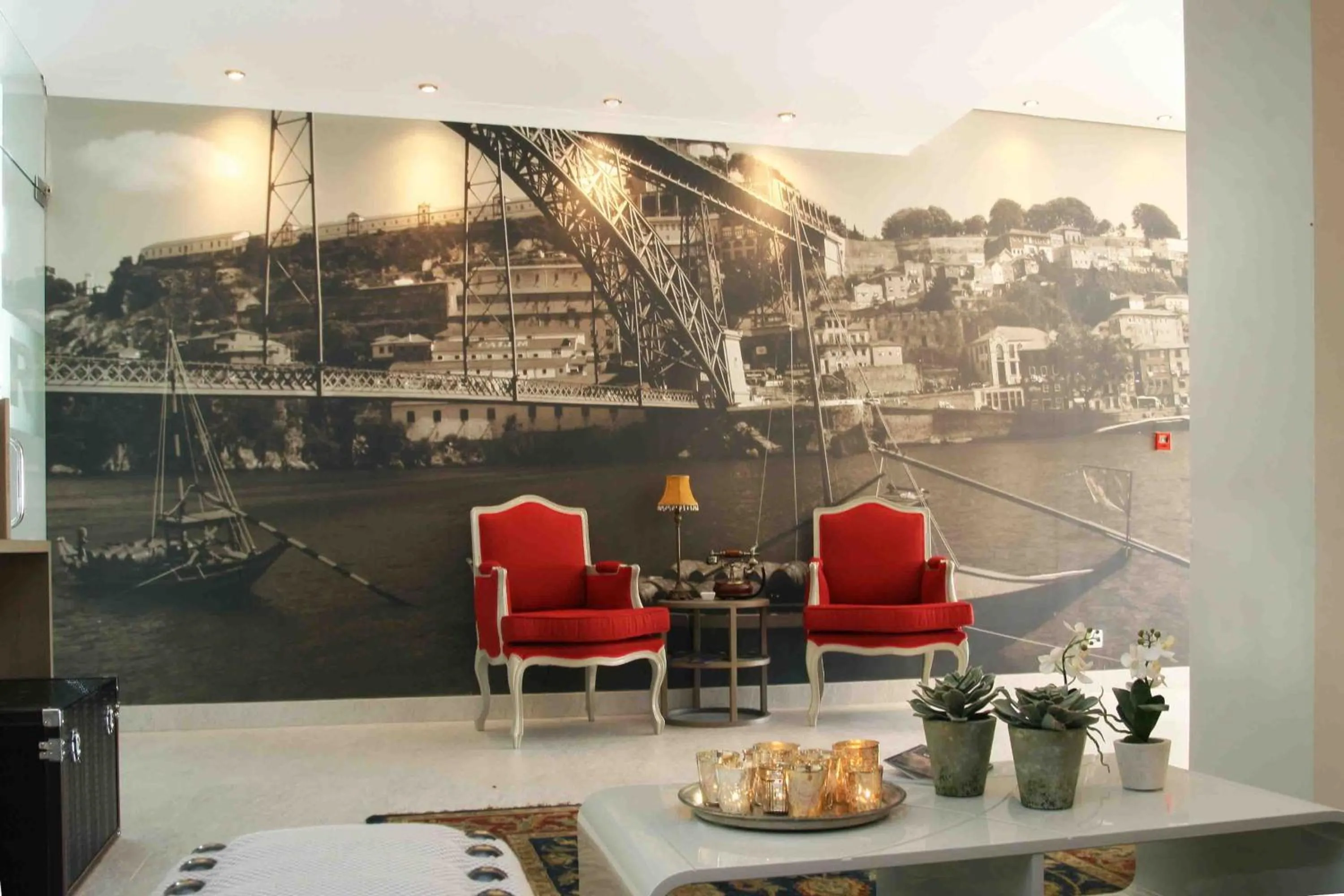 Lobby or reception in Hotel Douro Inn