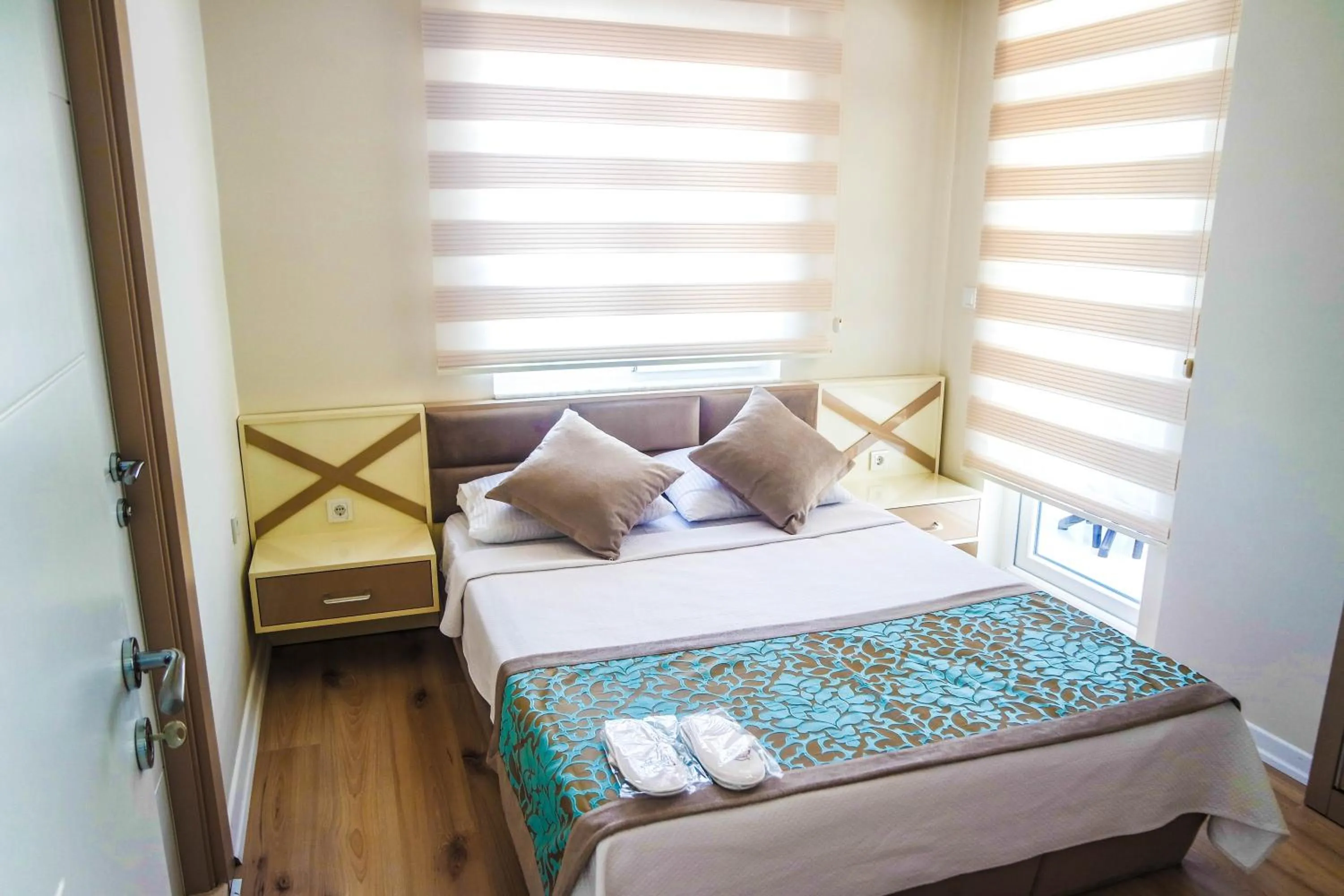 Bedroom, Bed in Ale Apartments Hotel