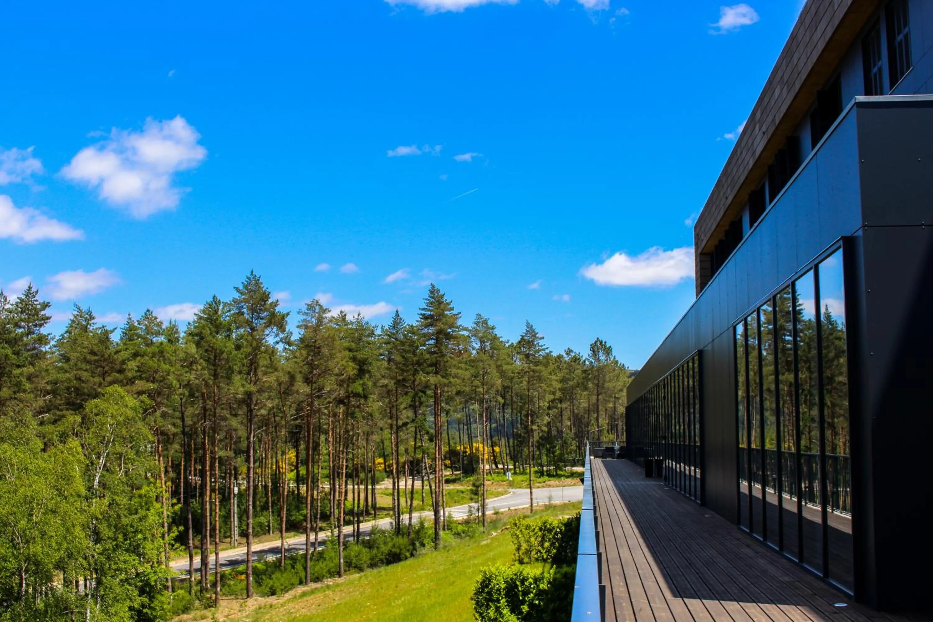 Facade/entrance in Pena Park Hotel