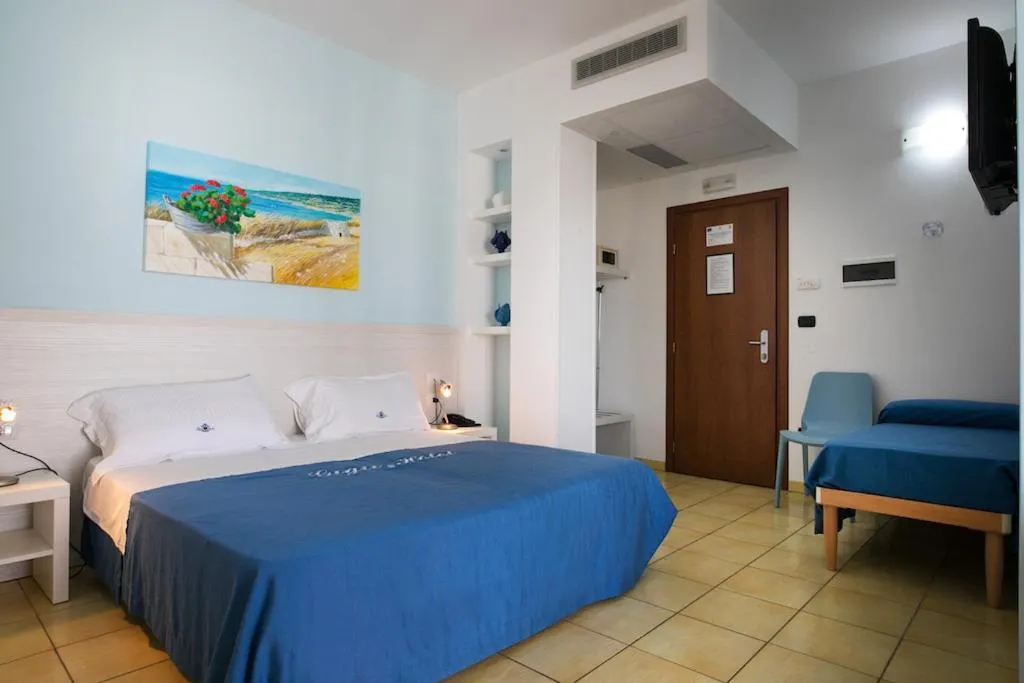 Photo of the whole room, Bed in Gigli Hotel Salento