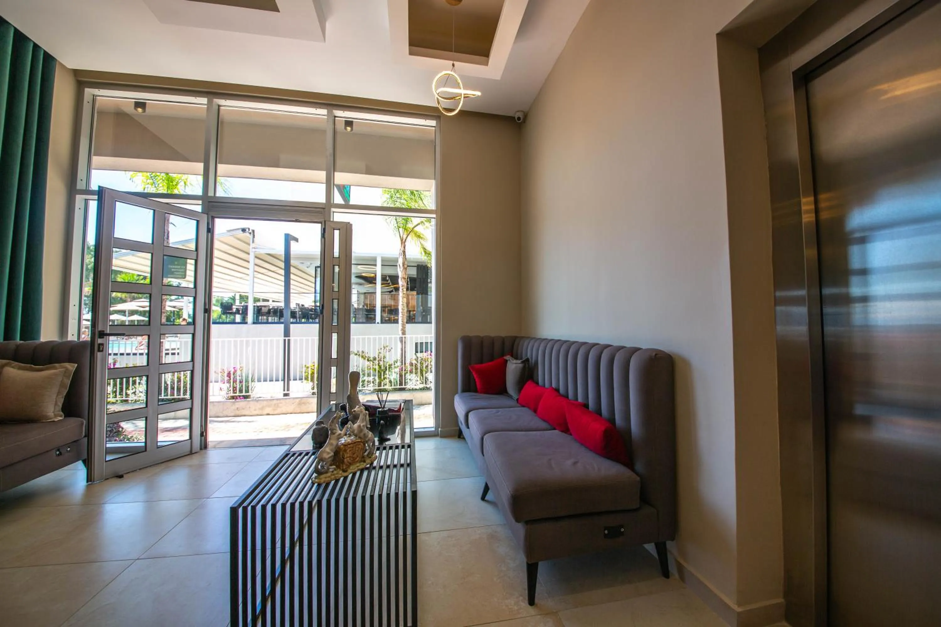 Lobby or reception in Hotel Royal