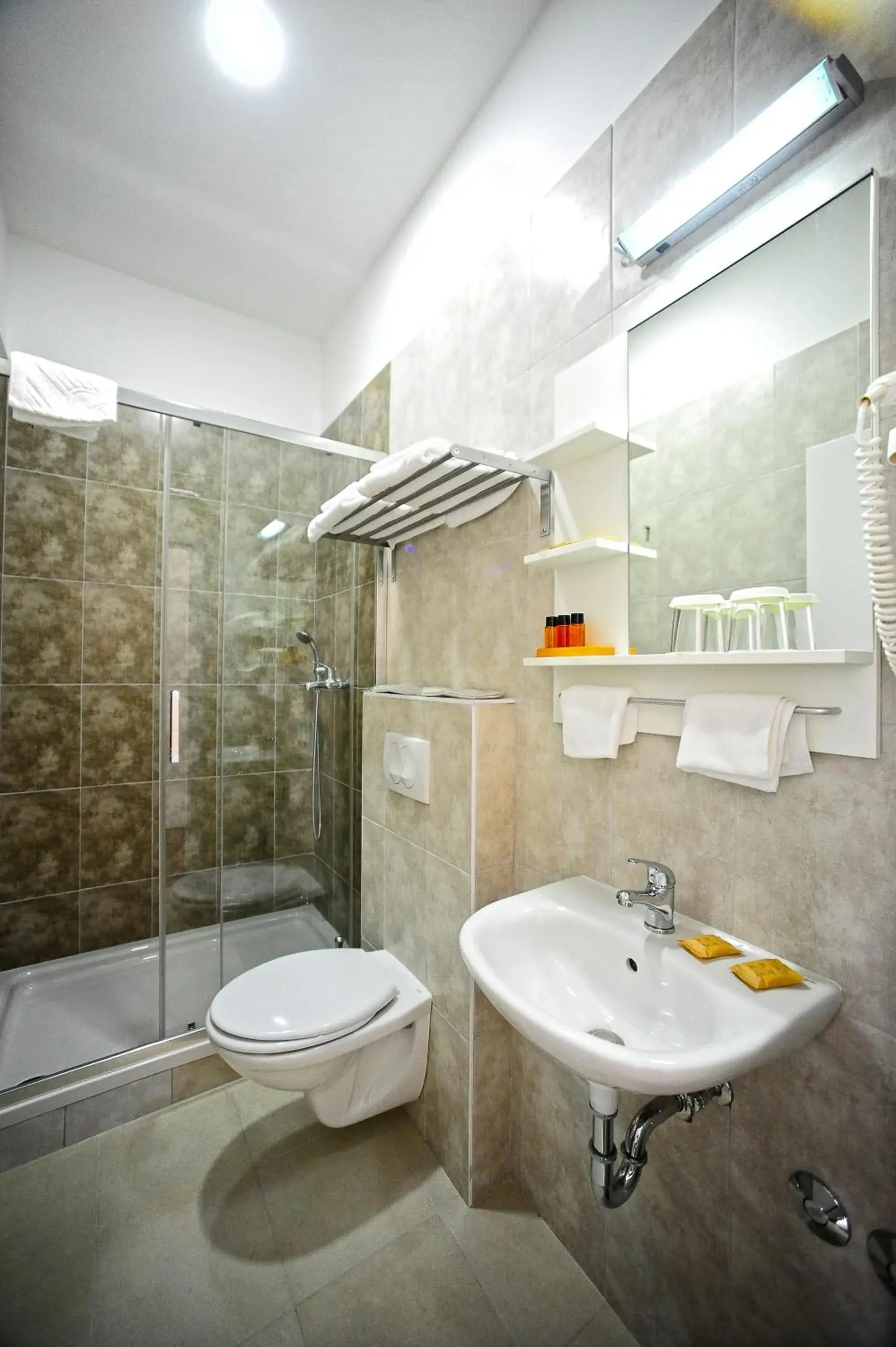 Deluxe Double Room with Extra Bed in Valenti rooms Deluxe Double Room with Extra Bed in Valenti rooms