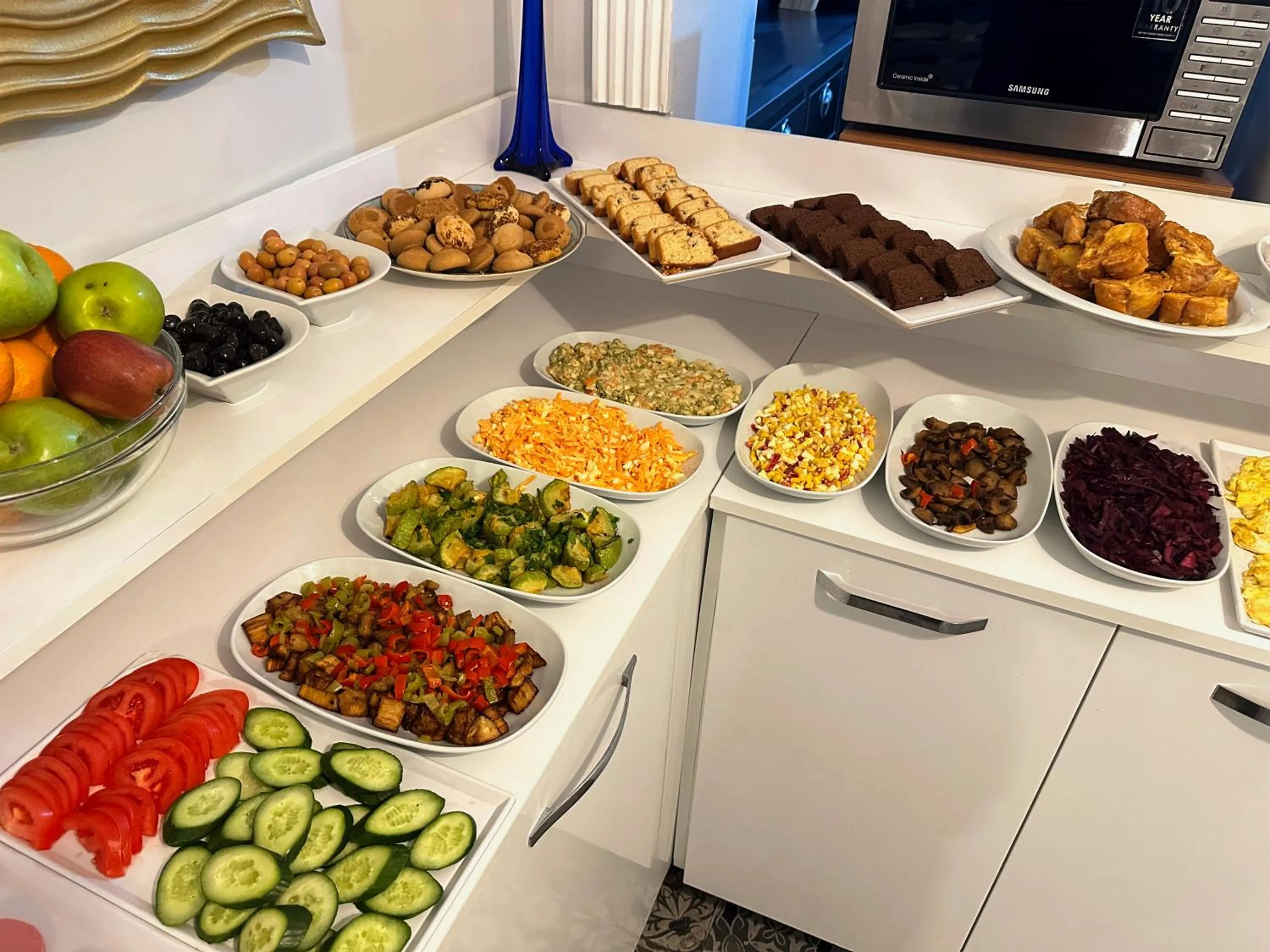 Food and drinks in Modern Sultan Hotel