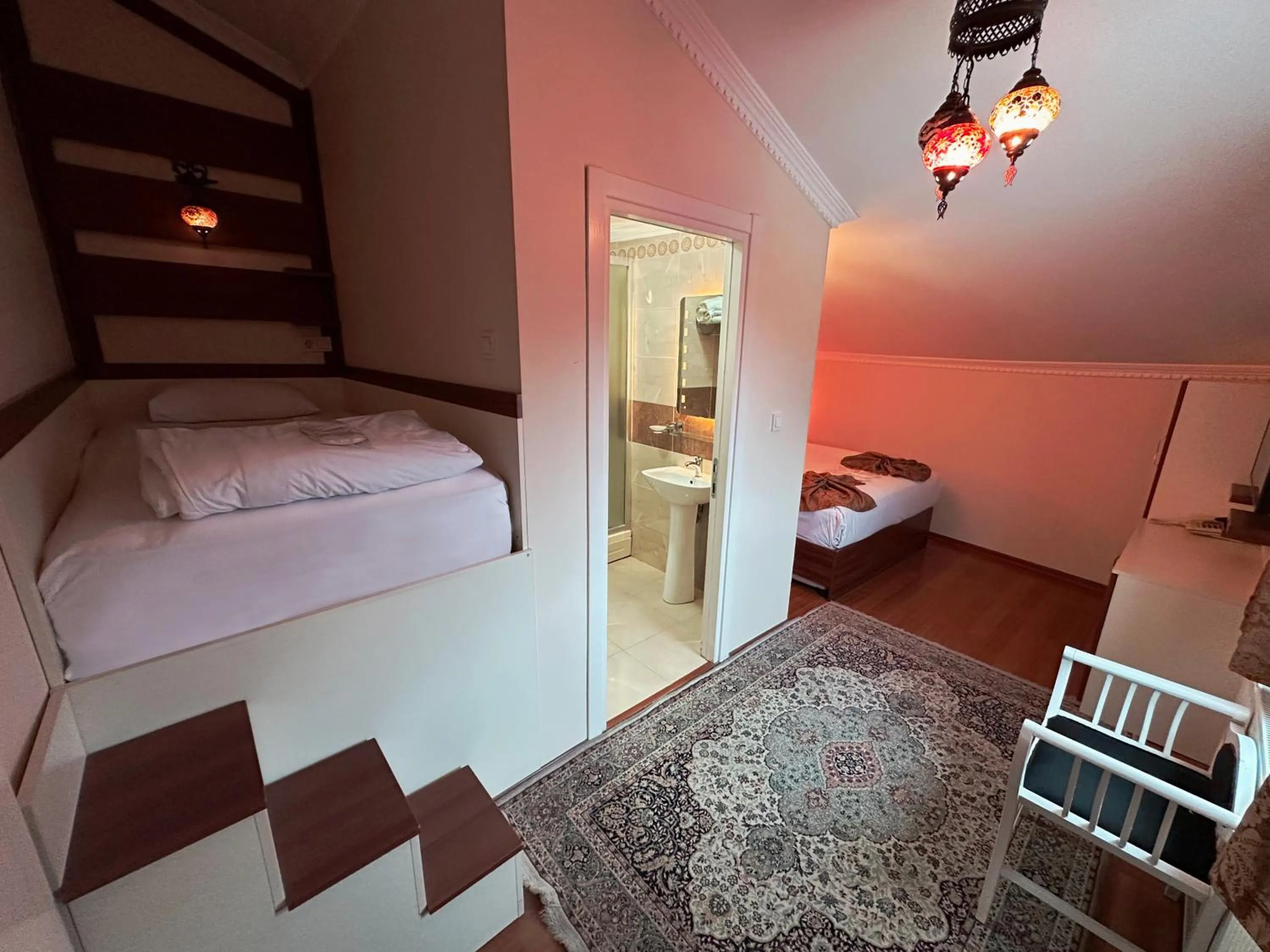 Bed in Modern Sultan Hotel