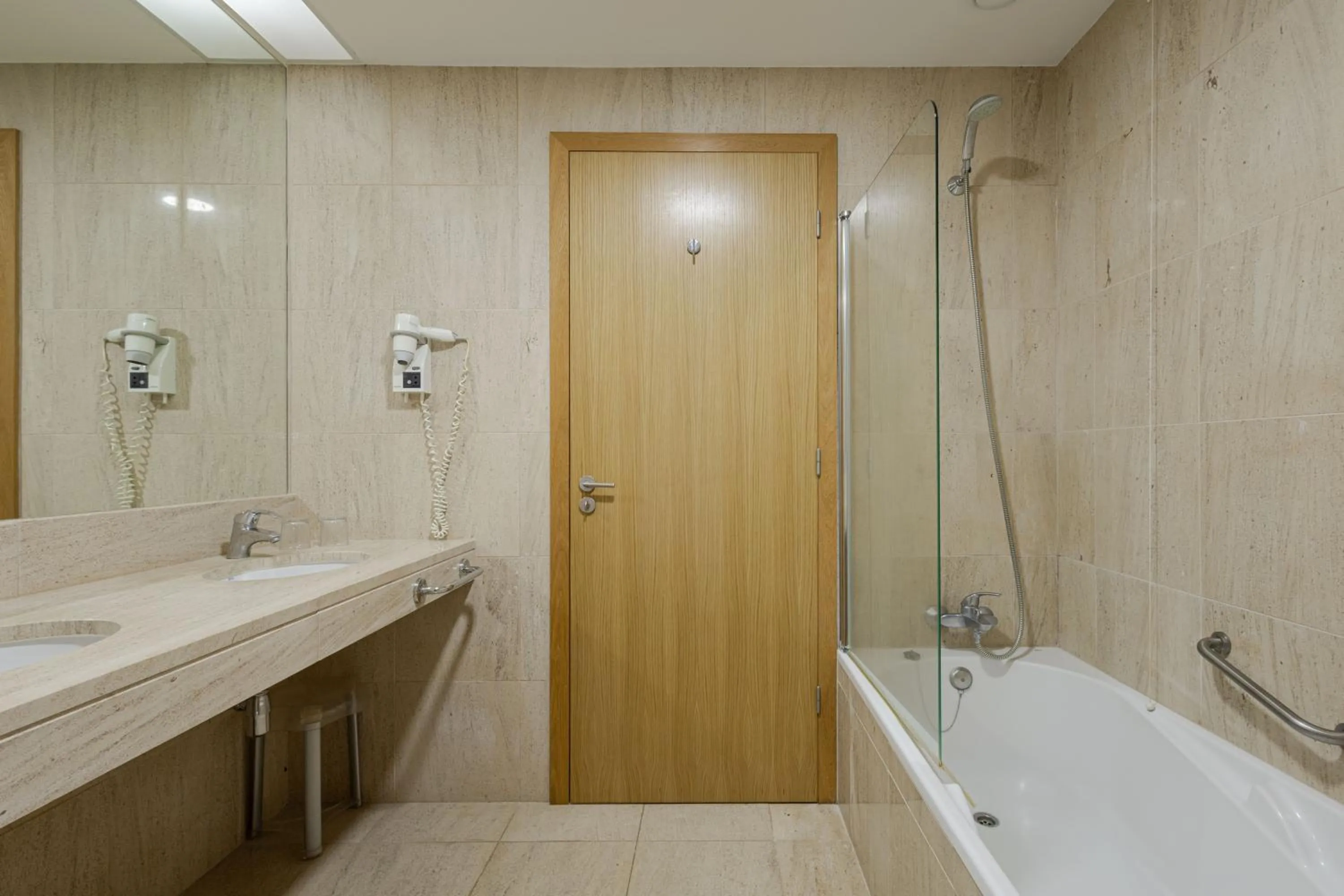 Toilet in Hotel da Graciosa