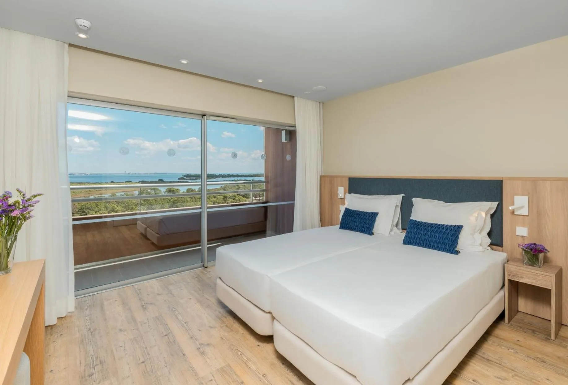 Bedroom, Bed in The Editory By The Sea Troia Comporta Hotel