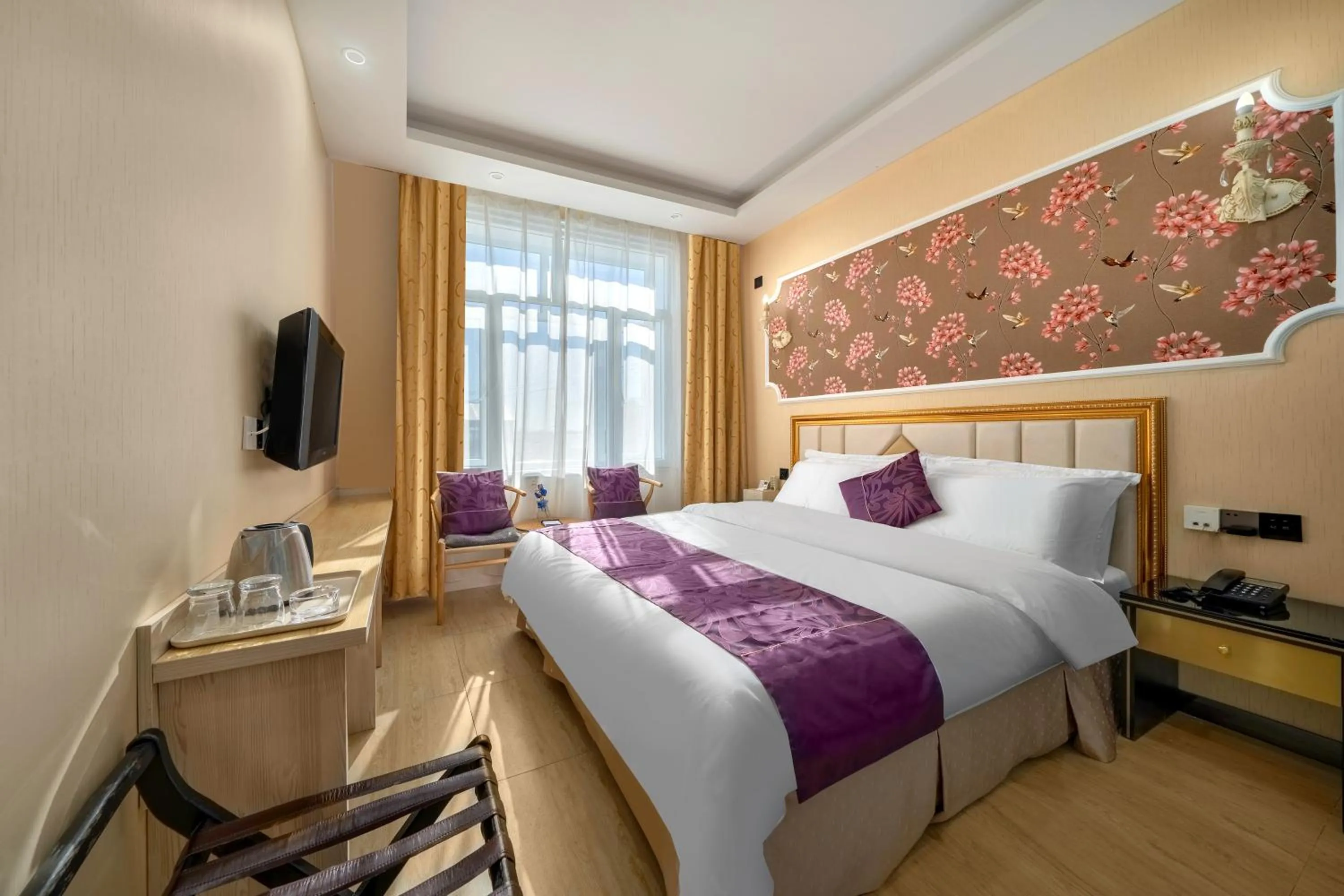 Photo of the whole room, Bed in XinQihang Hotel Harbin Taiping Airport