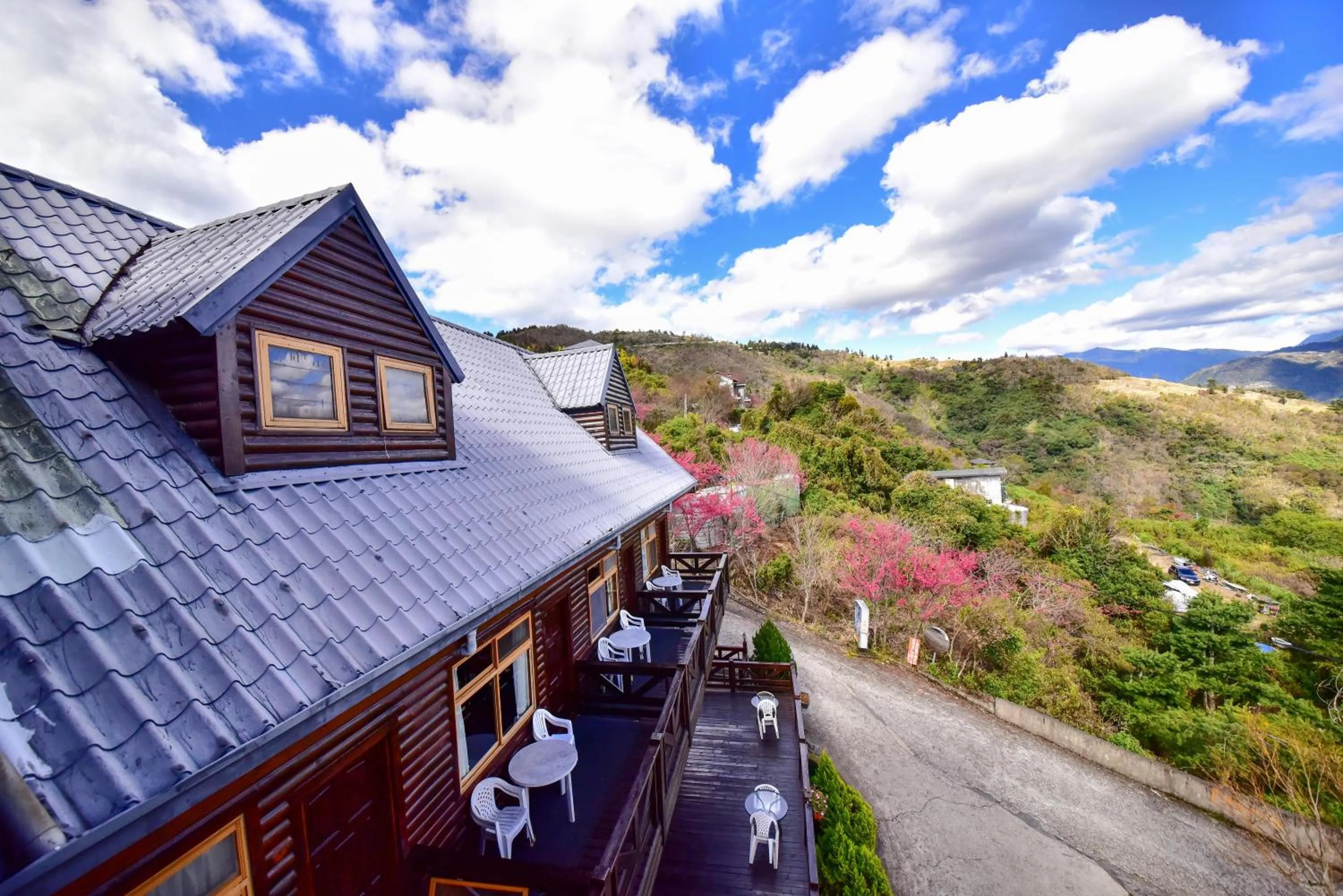 Bird's eye view in Beverly B&B