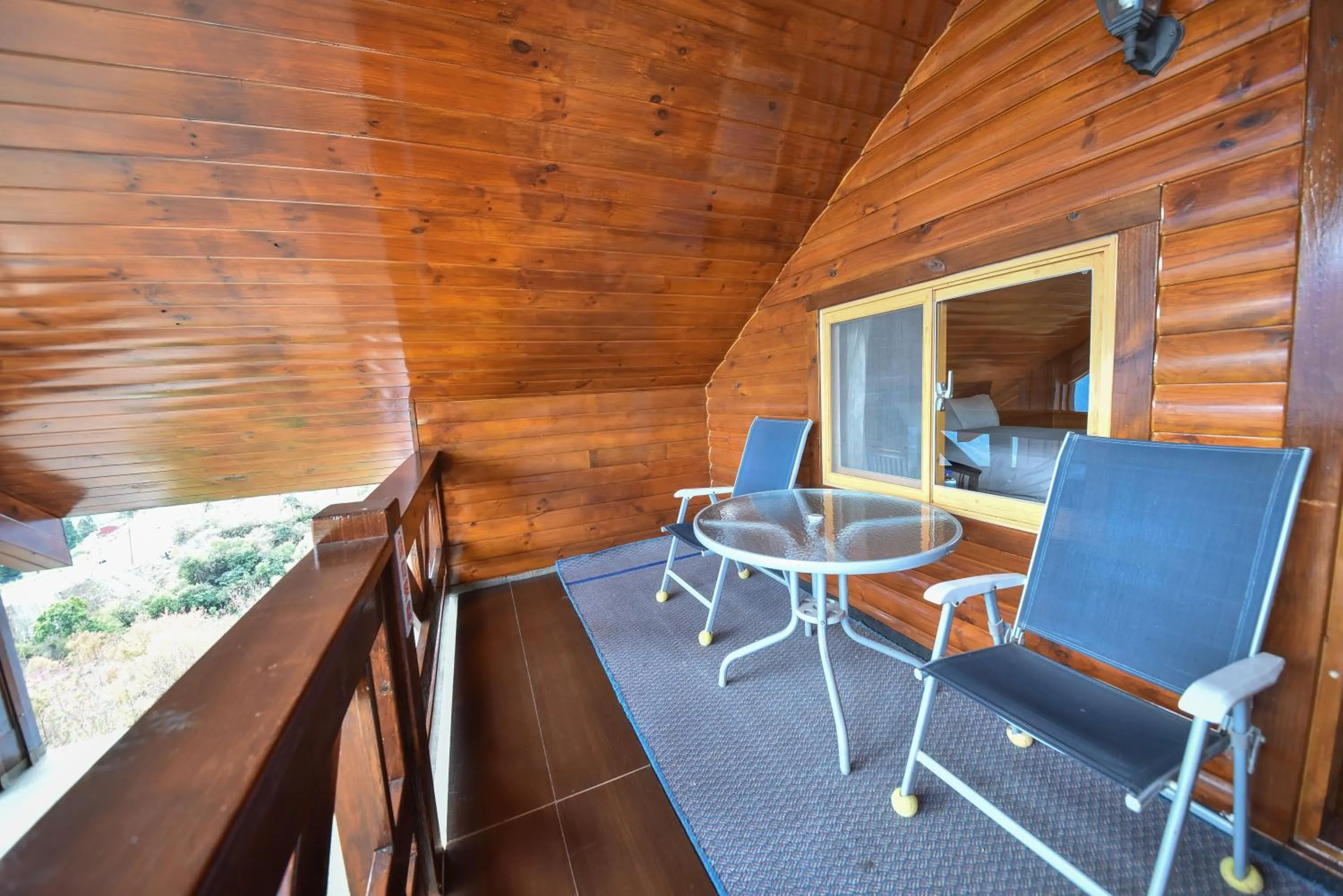 Balcony/Terrace in Beverly B&B