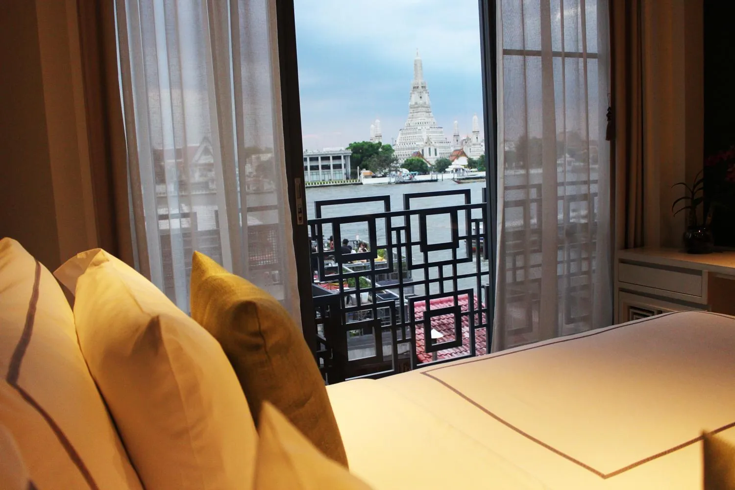 River view, Bed in Riva Arun Bangkok