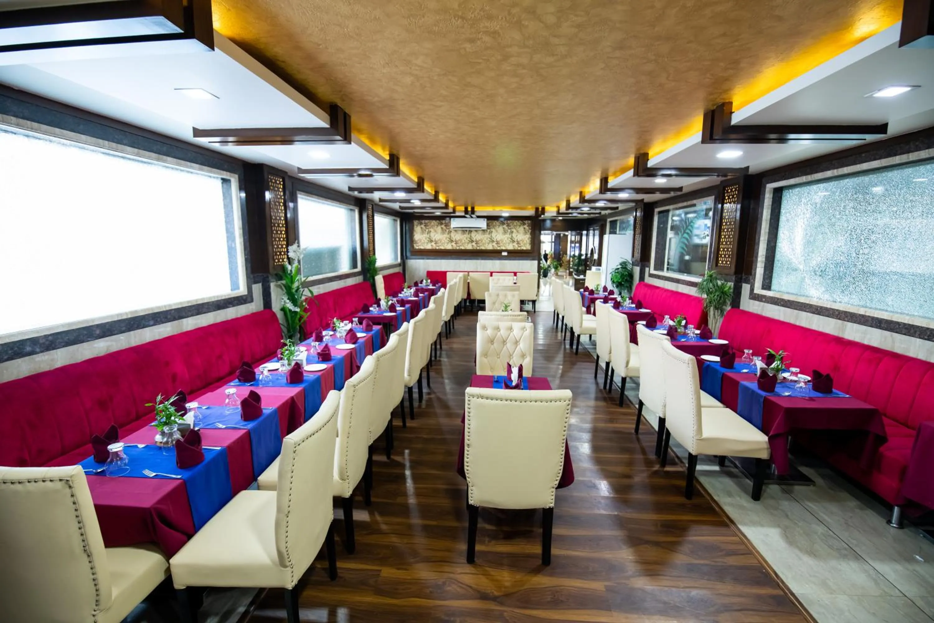 Restaurant/places to eat in The Fern Residency Katra