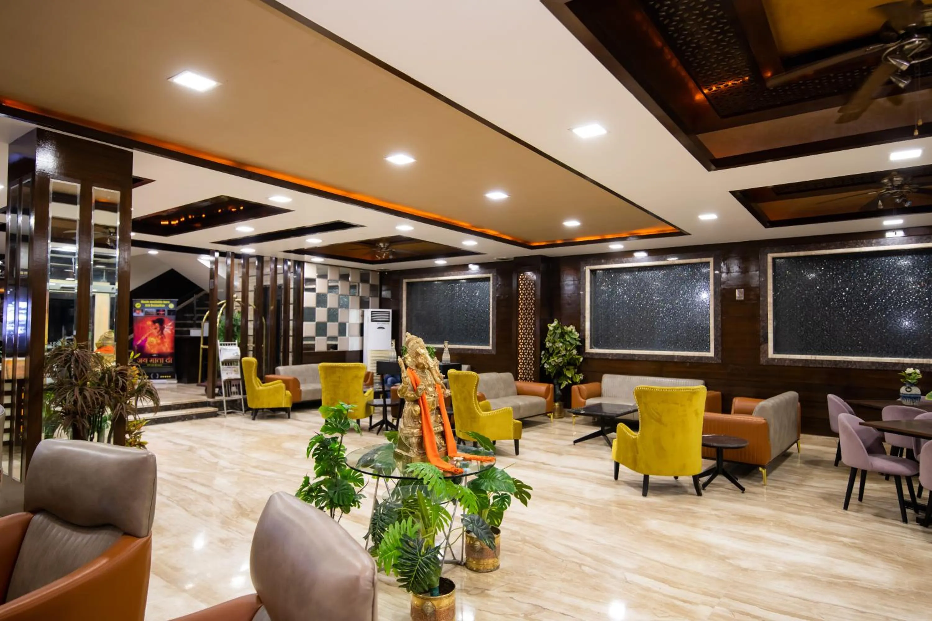 Communal lounge/ TV room in The Fern Residency Katra