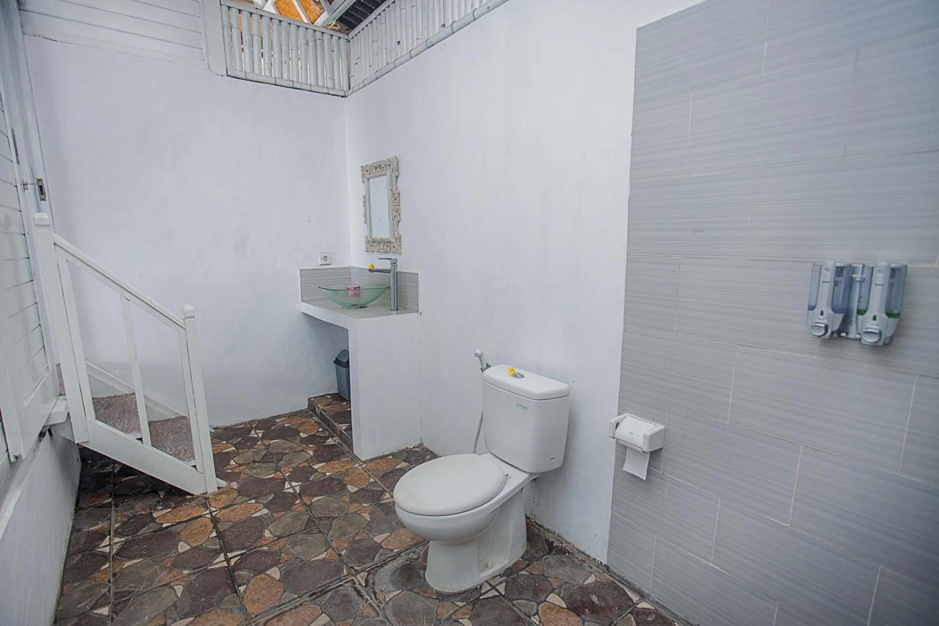 Bathroom in Grand Sea View Lembongan